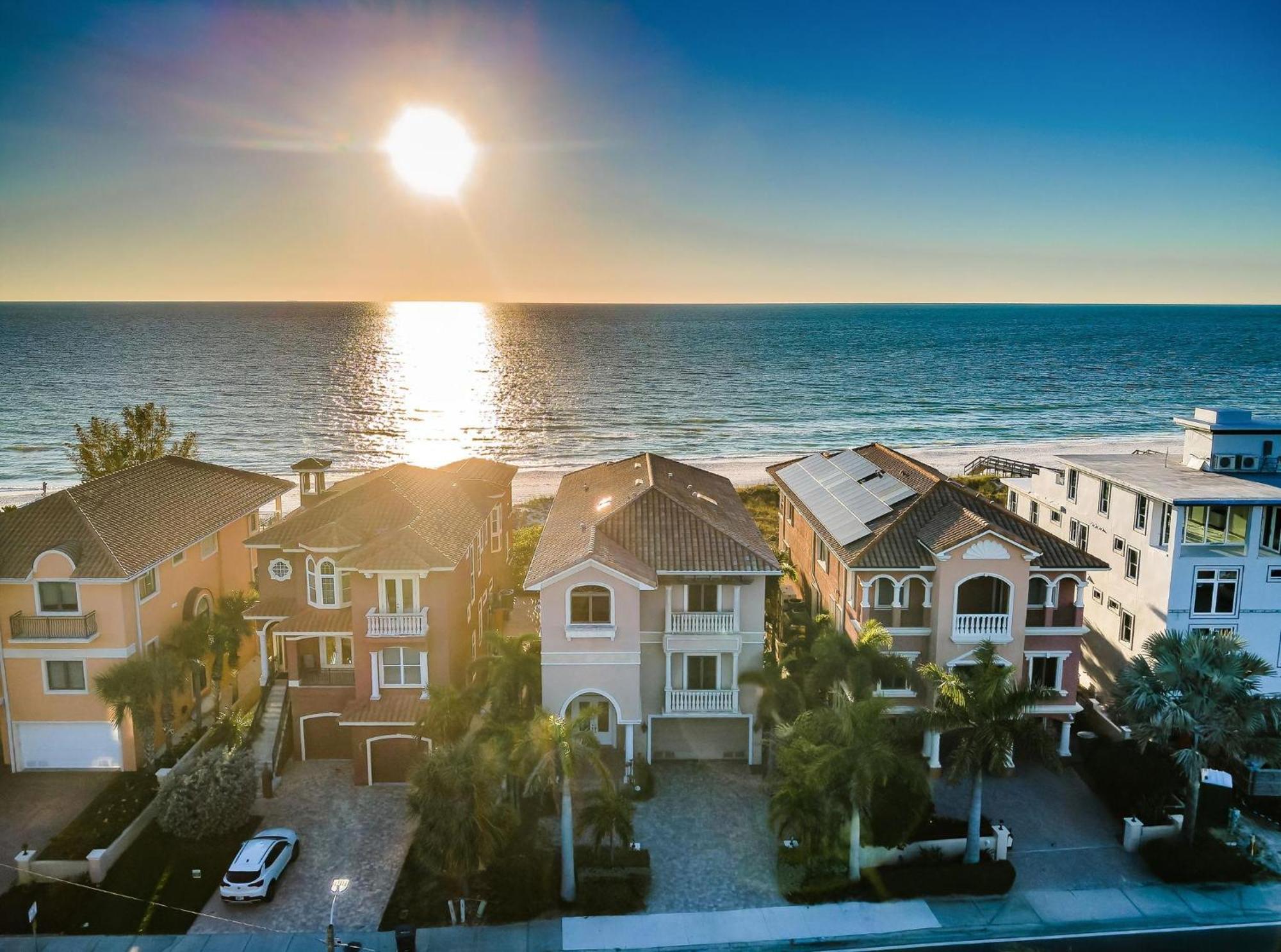 Sunset Palace
