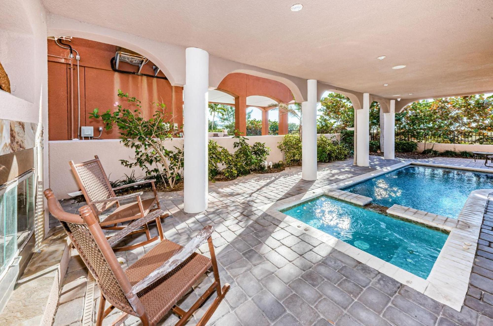 Sunset Palace St. Pete Beach
