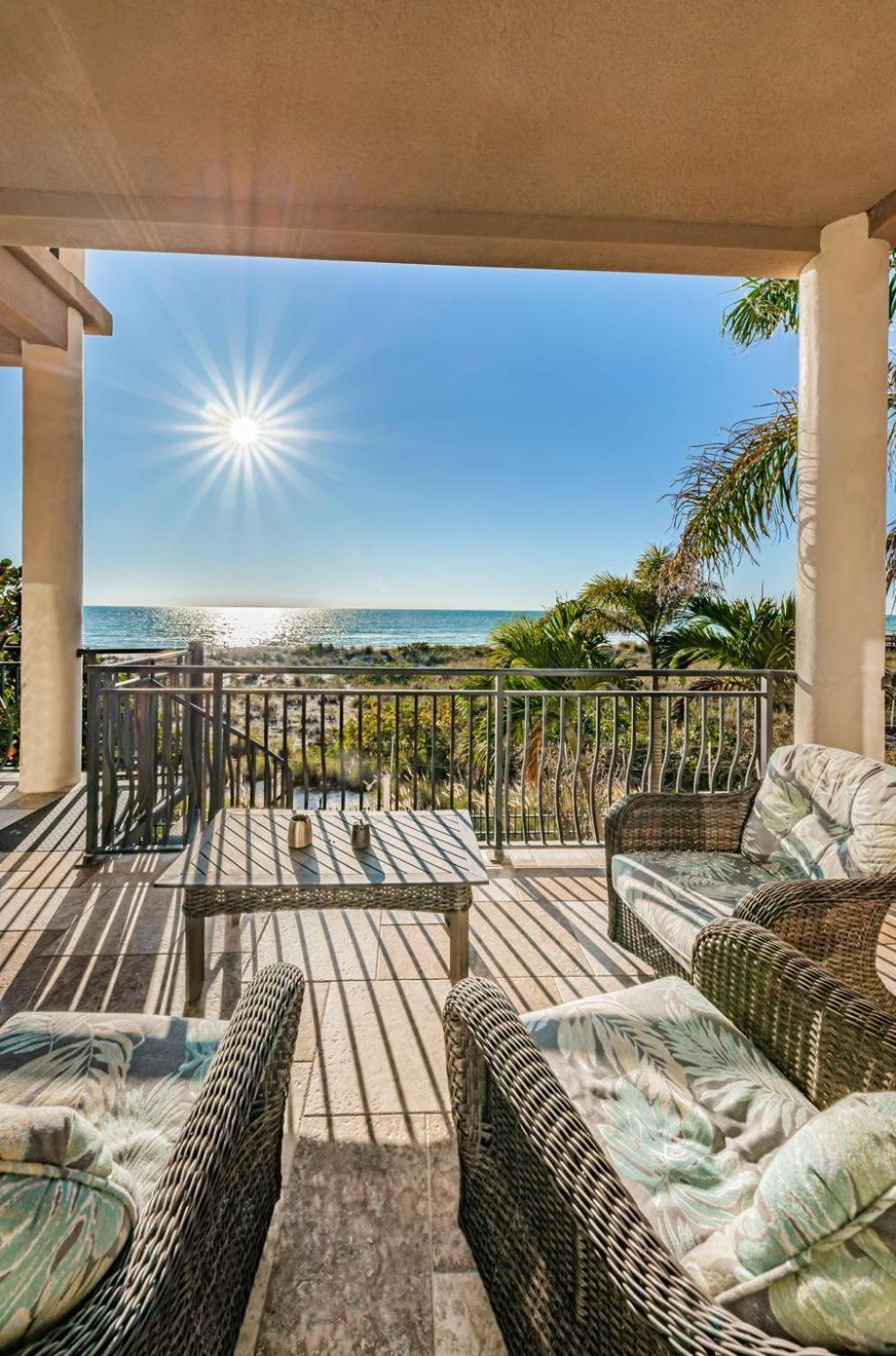 Sunset Palace Holiday home St. Pete Beach