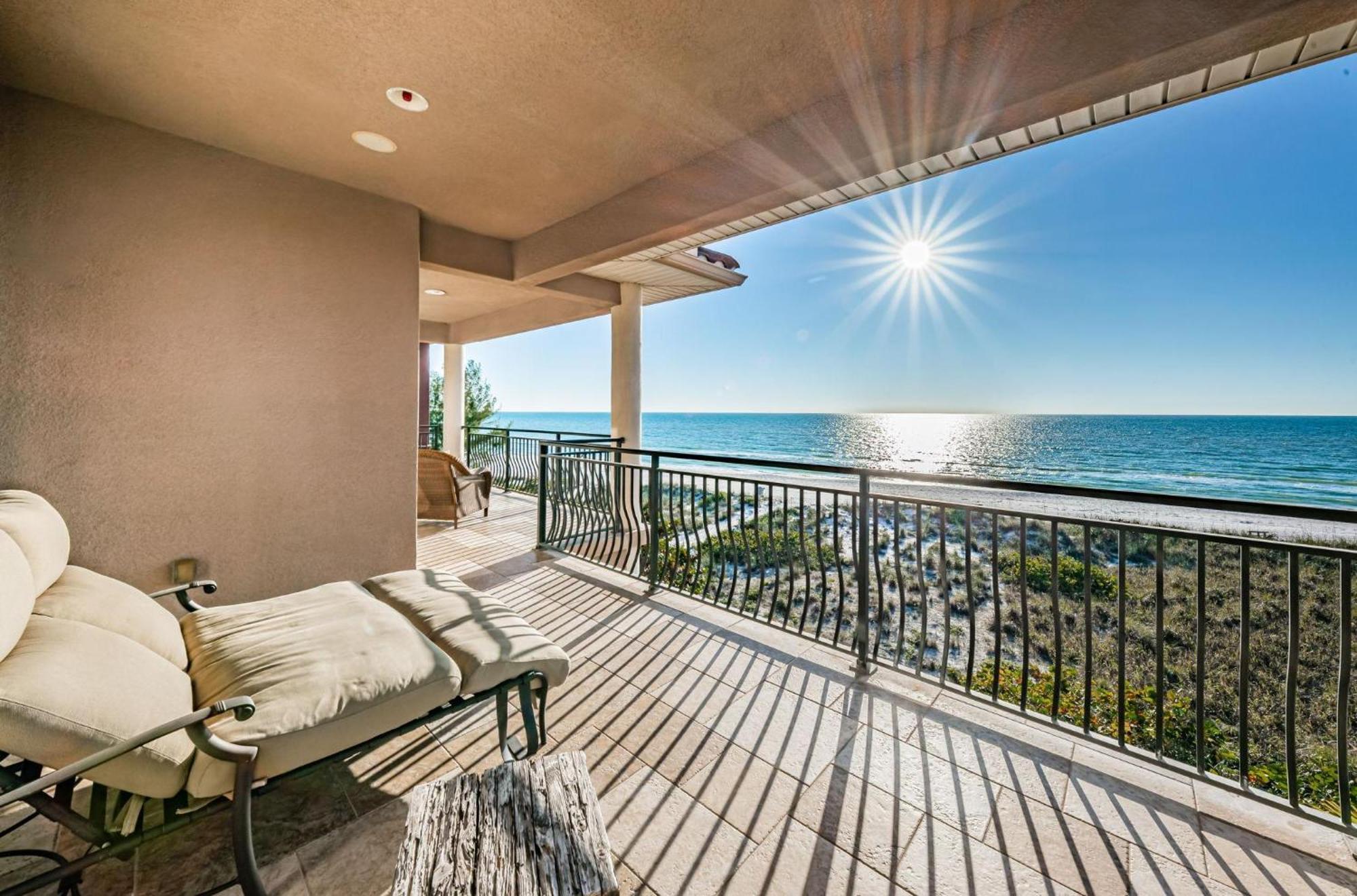 Sunset Palace Holiday home St. Pete Beach