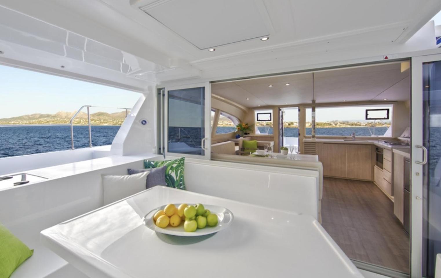 Florida Sail - Custom Sail Experiences Botel *