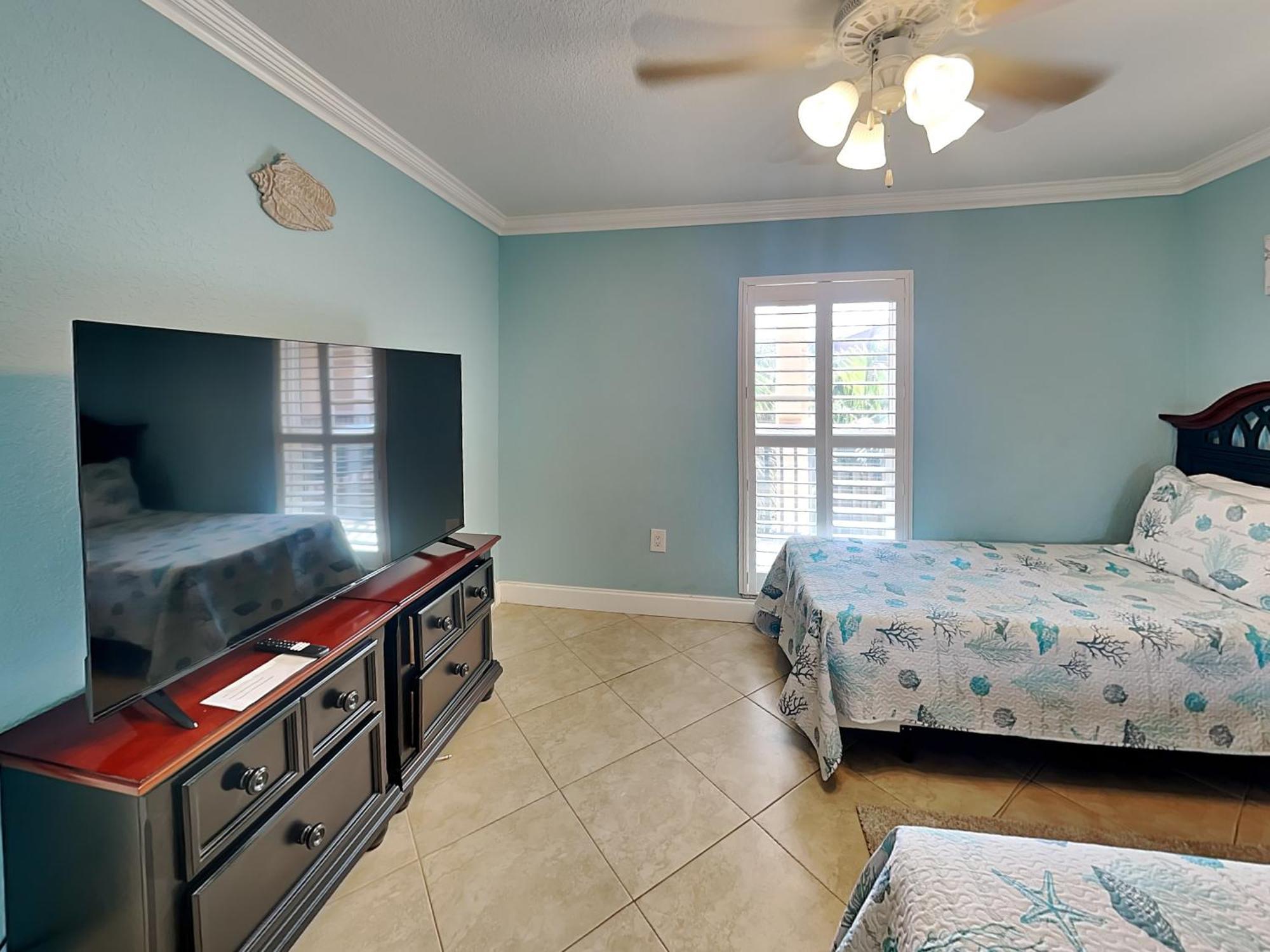 Boca Shores 314 * St. Pete Beach
