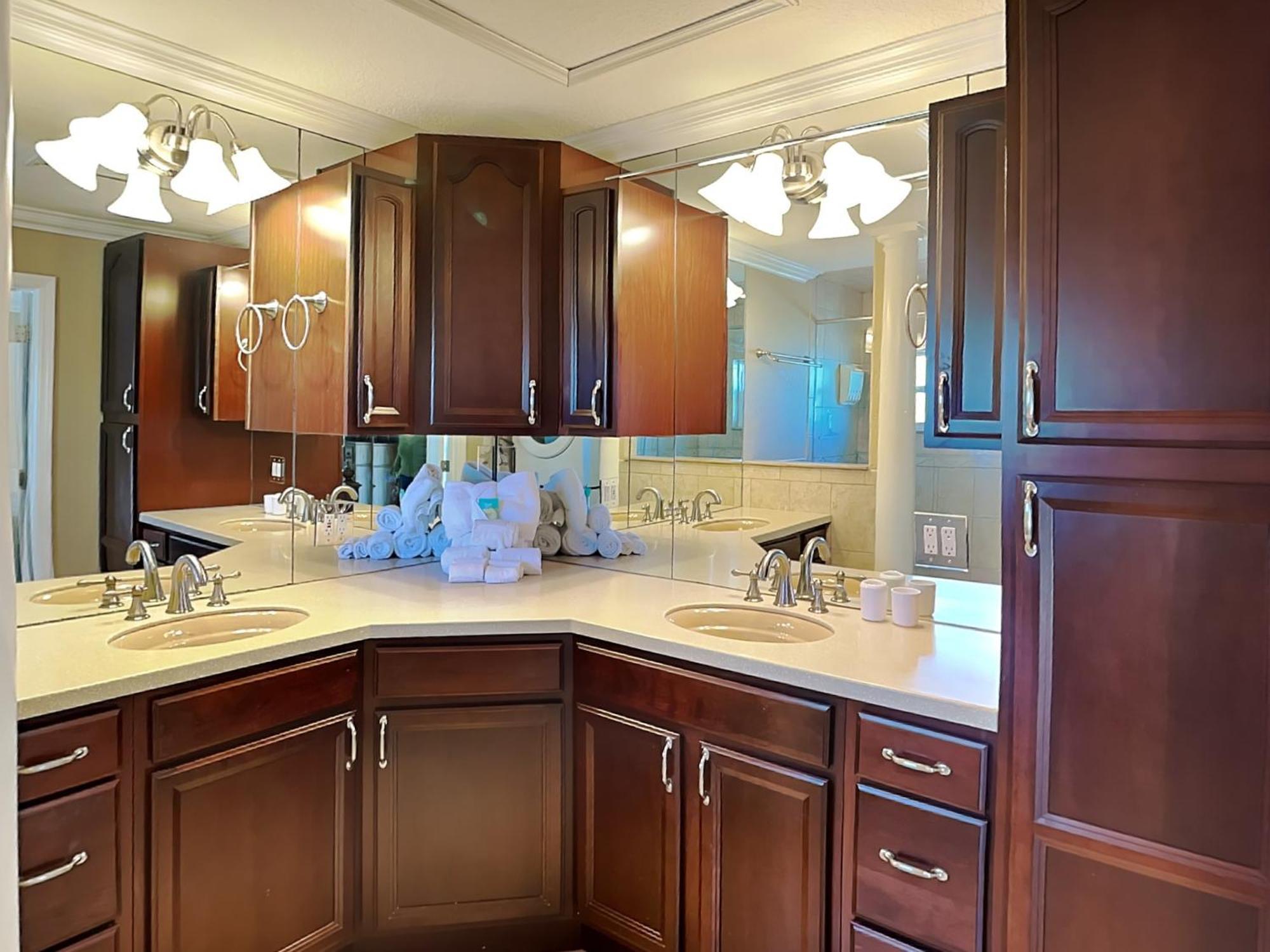 Boca Shores 314 Apartment St. Pete Beach