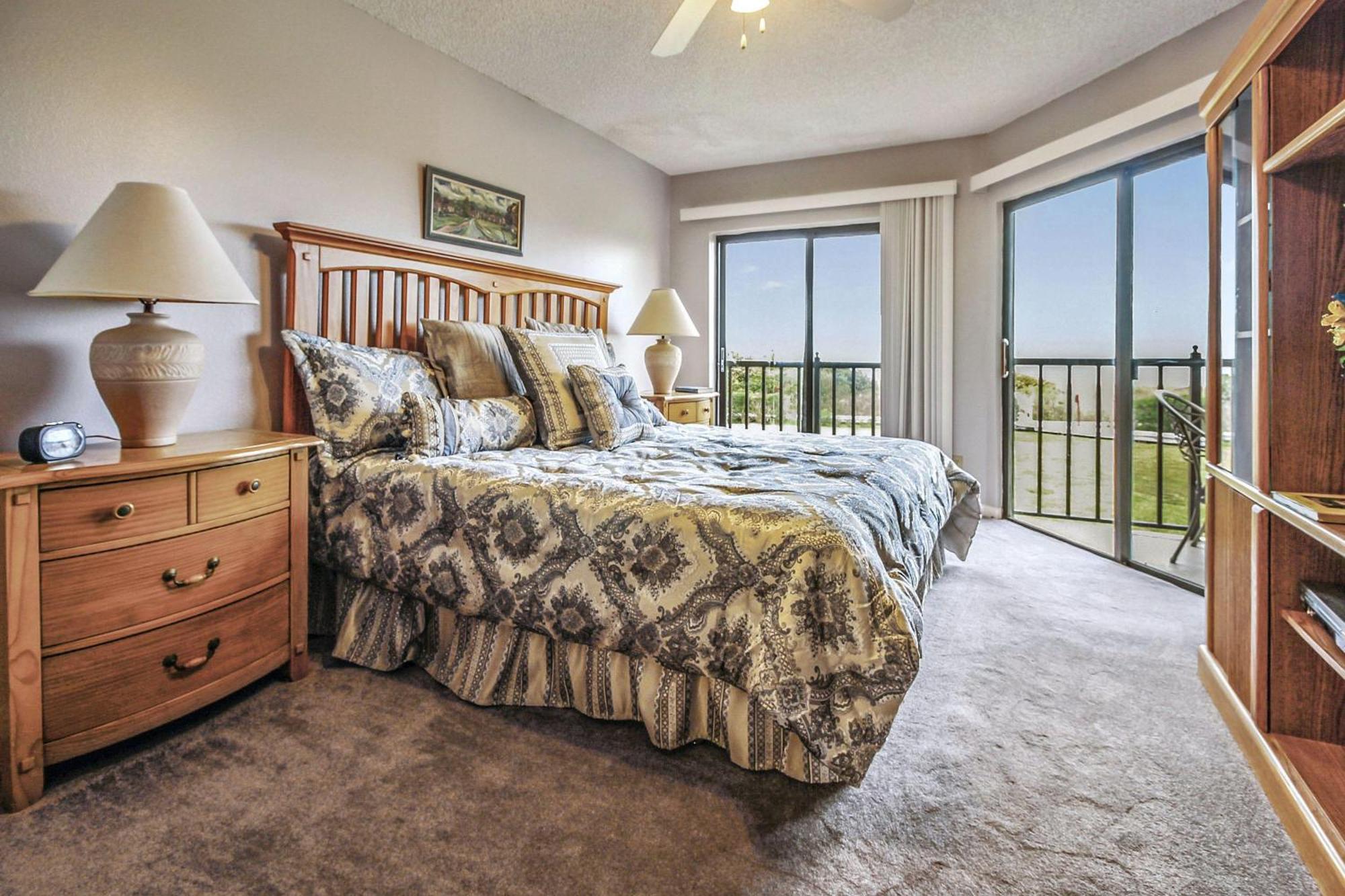 Land's End 9-204 Front Holiday home St. Pete Beach