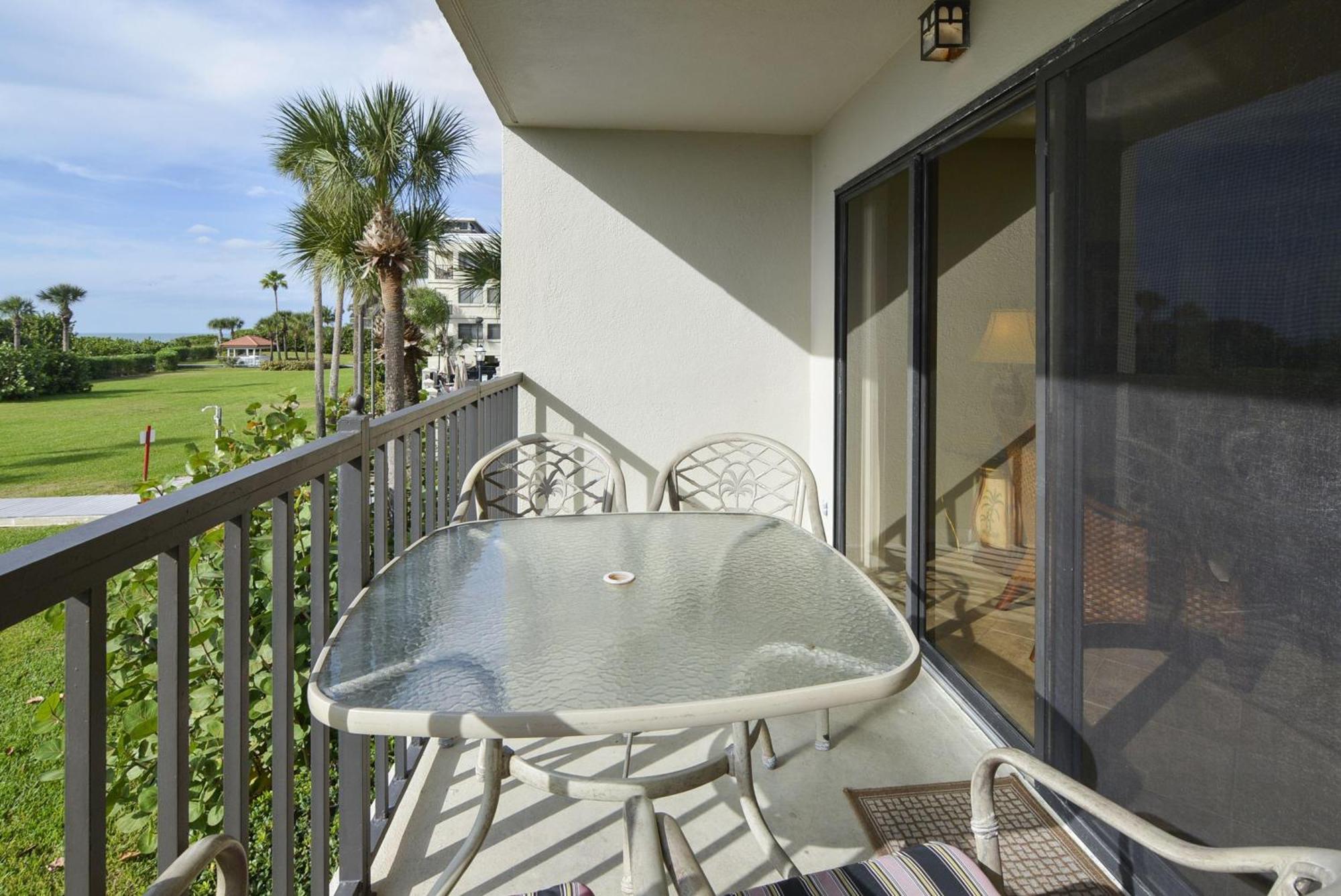 Land's End 9-204 Front Holiday home
