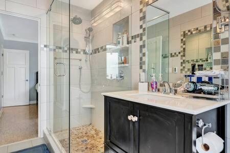 Maritana House Heated Pool & Private Dock * St. Pete Beach