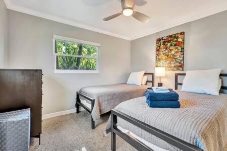 Maritana House Heated Pool & Private Dock * St. Pete Beach