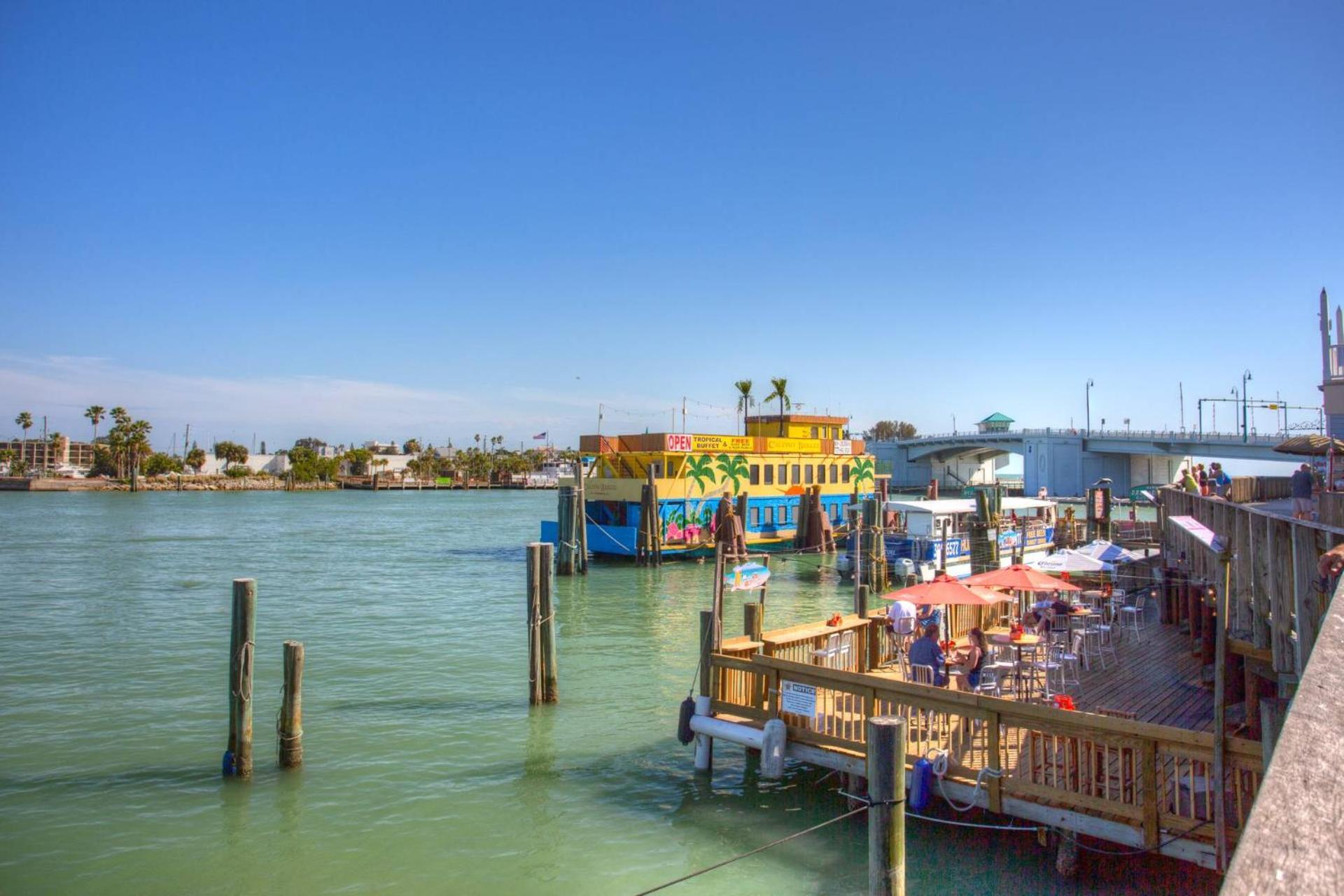 805 - Friendly Native St. Pete Beach