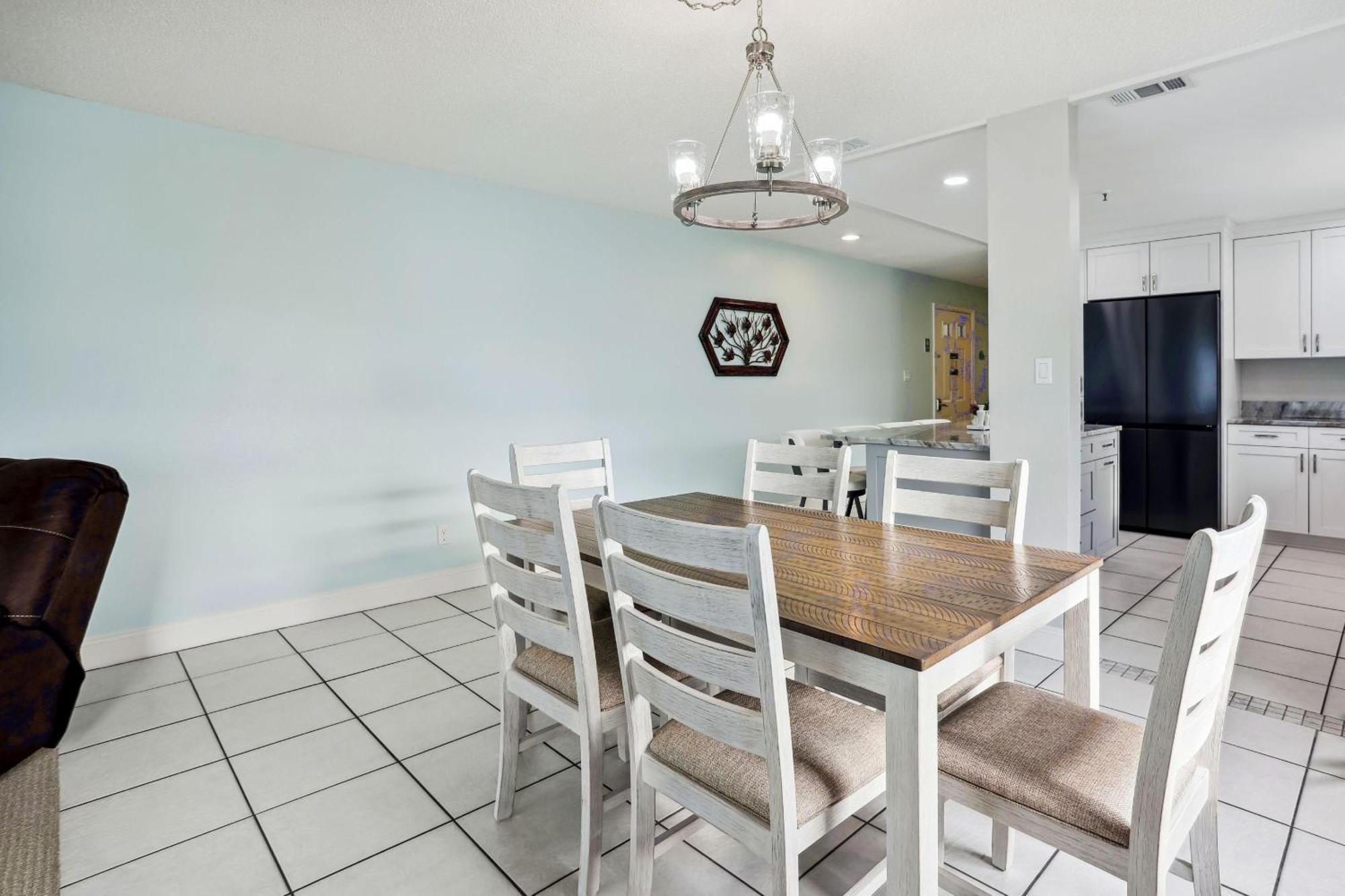 Sea Breeze 401 Holiday home *