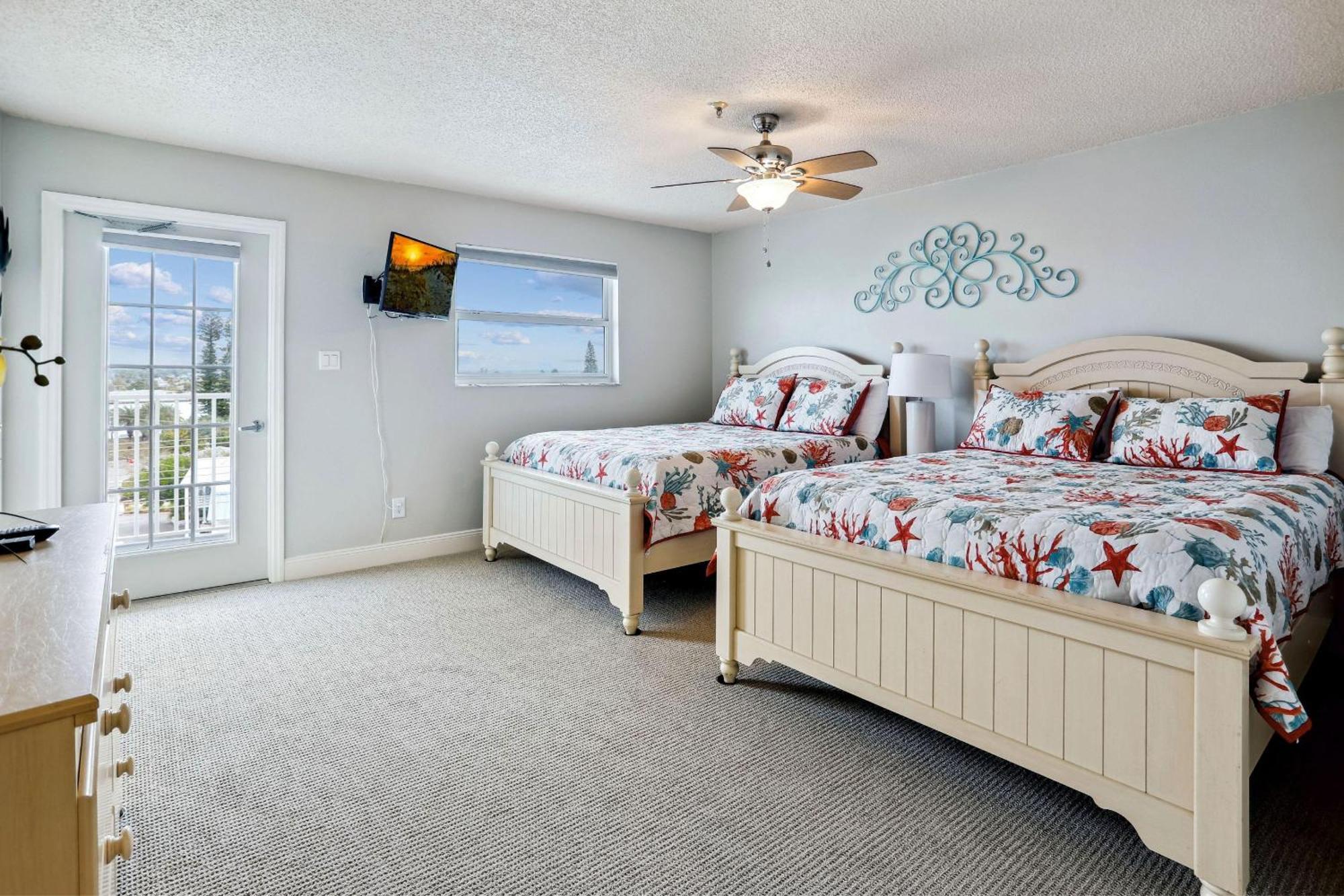 Sea Breeze 401 Holiday home *