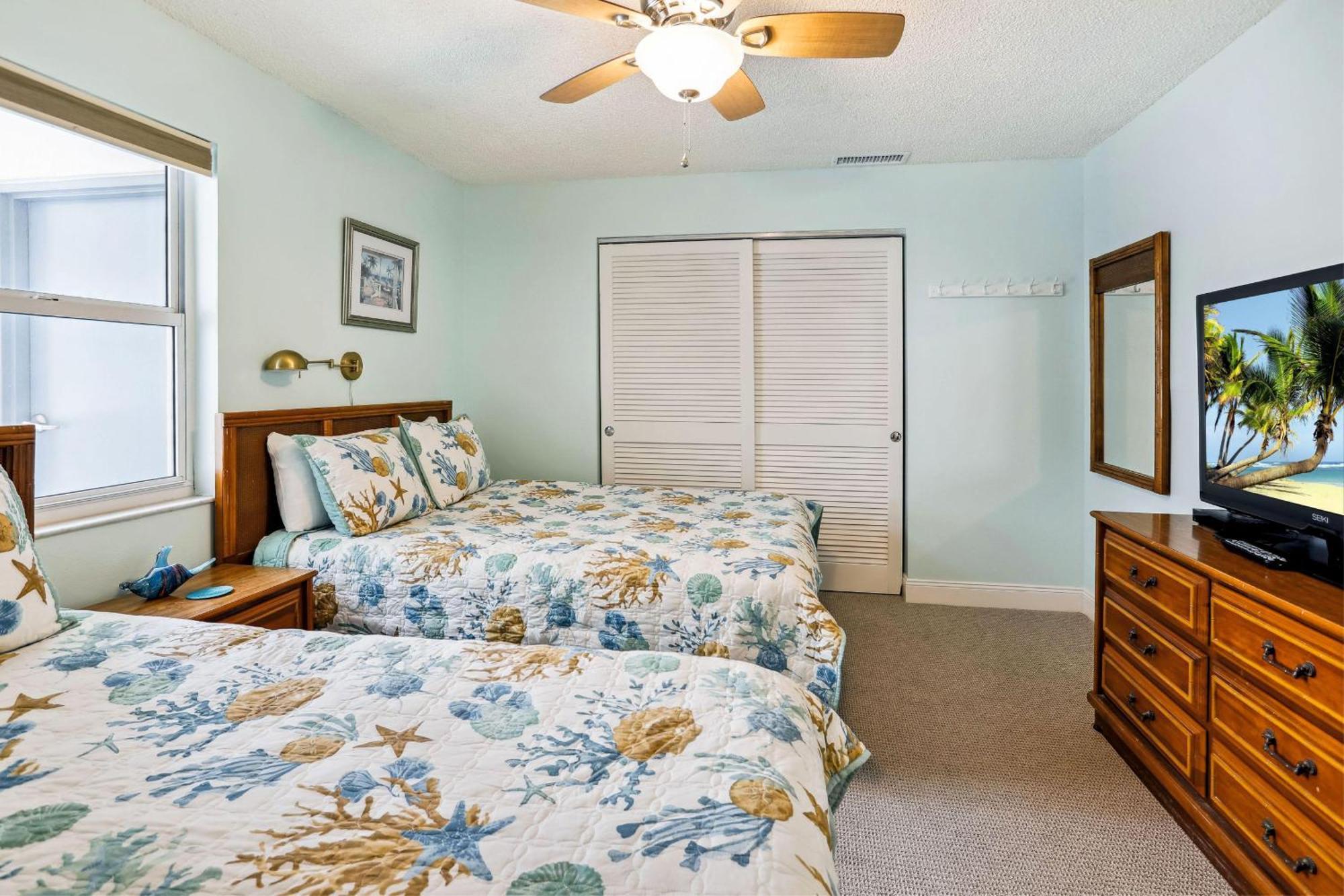Sea Breeze 401 Holiday home