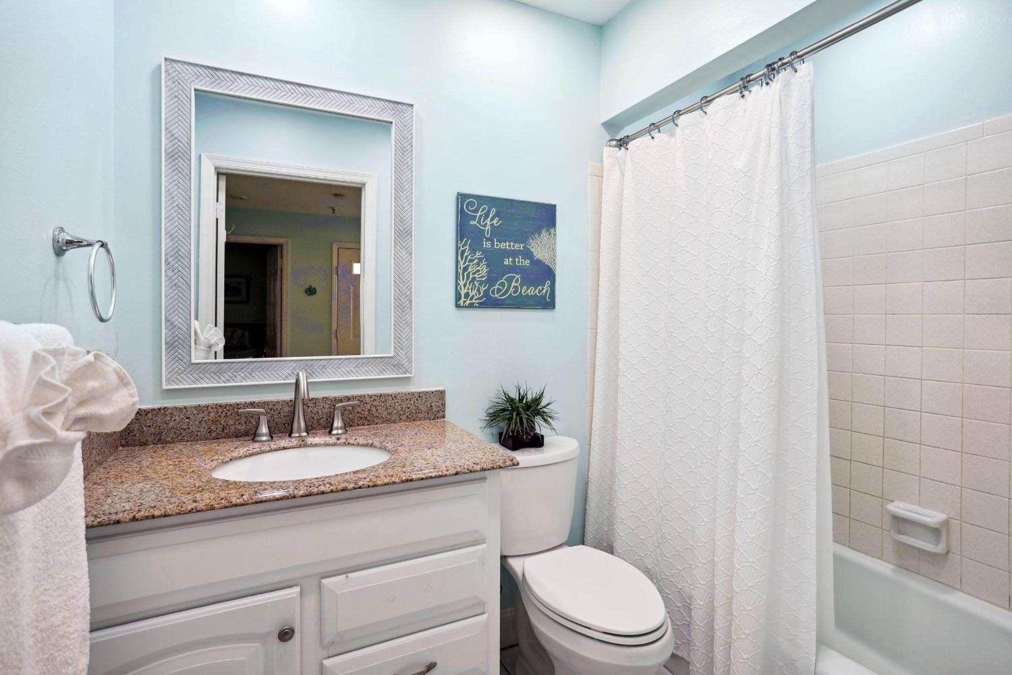 Sea Breeze 401 Holiday home