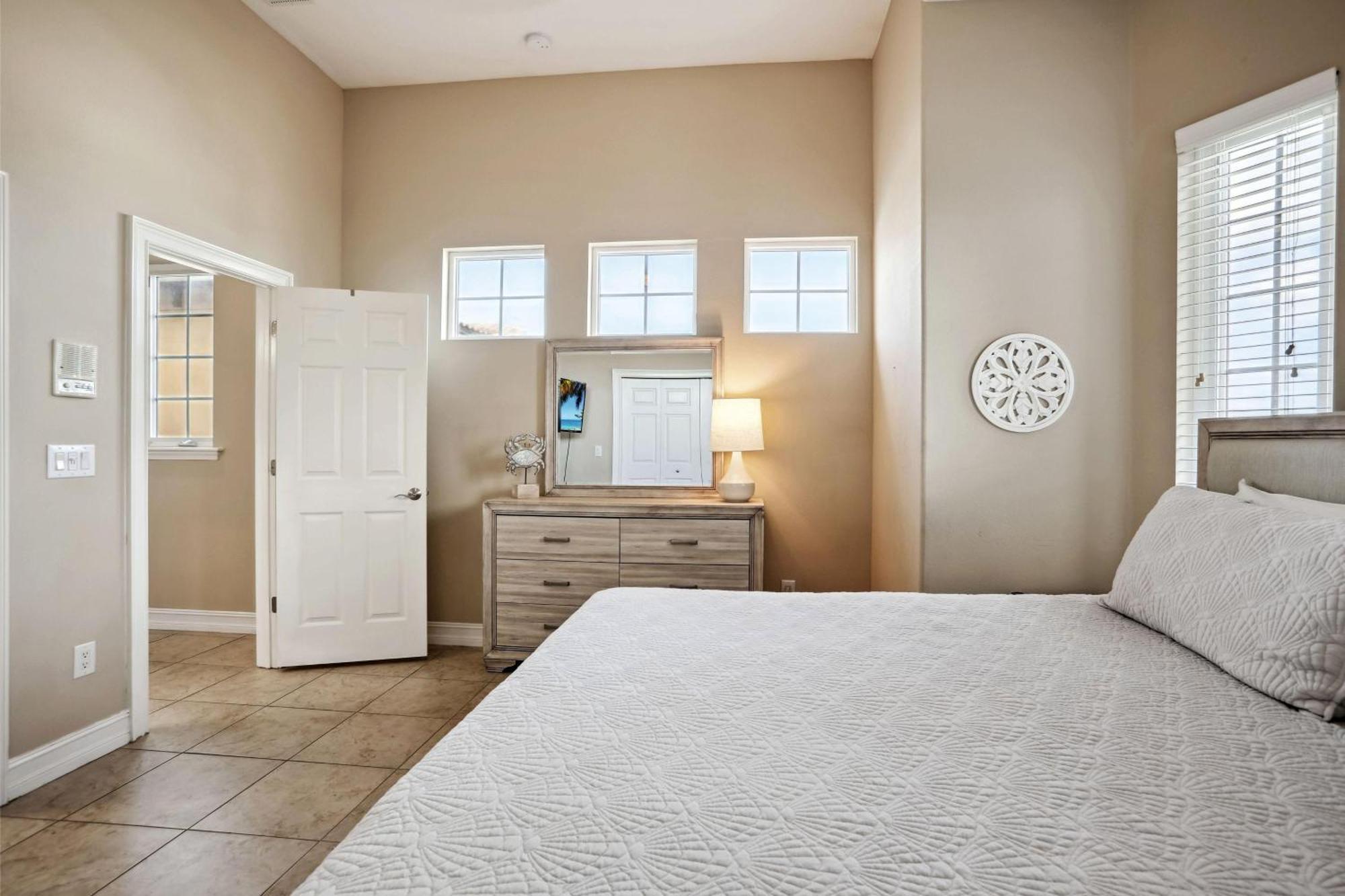 Seaclusion Townhome St. Pete Beach