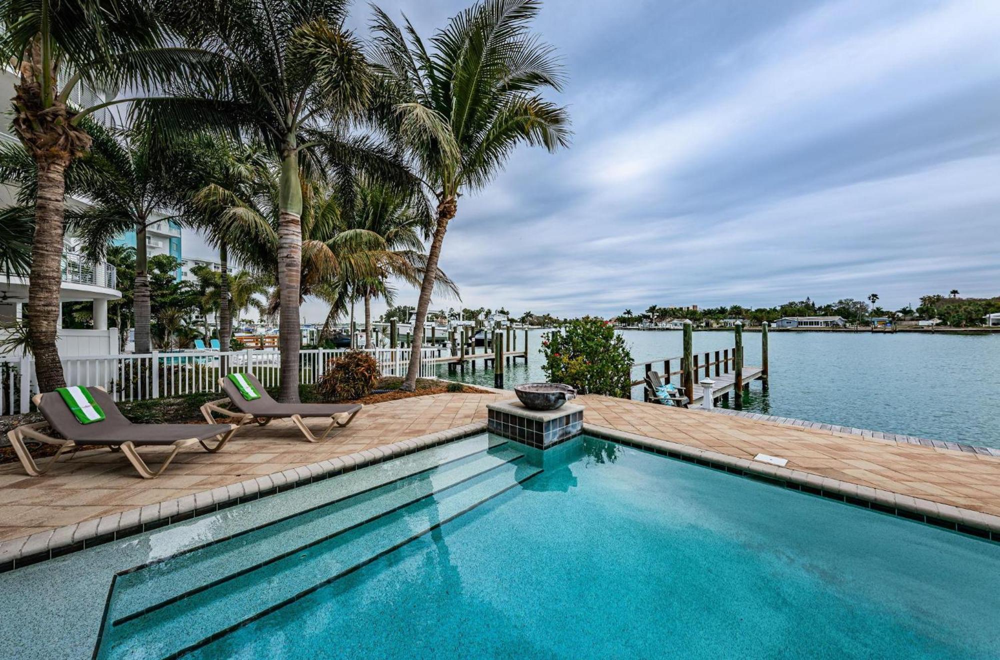 Treasure Trove Black Pearl St. Pete Beach