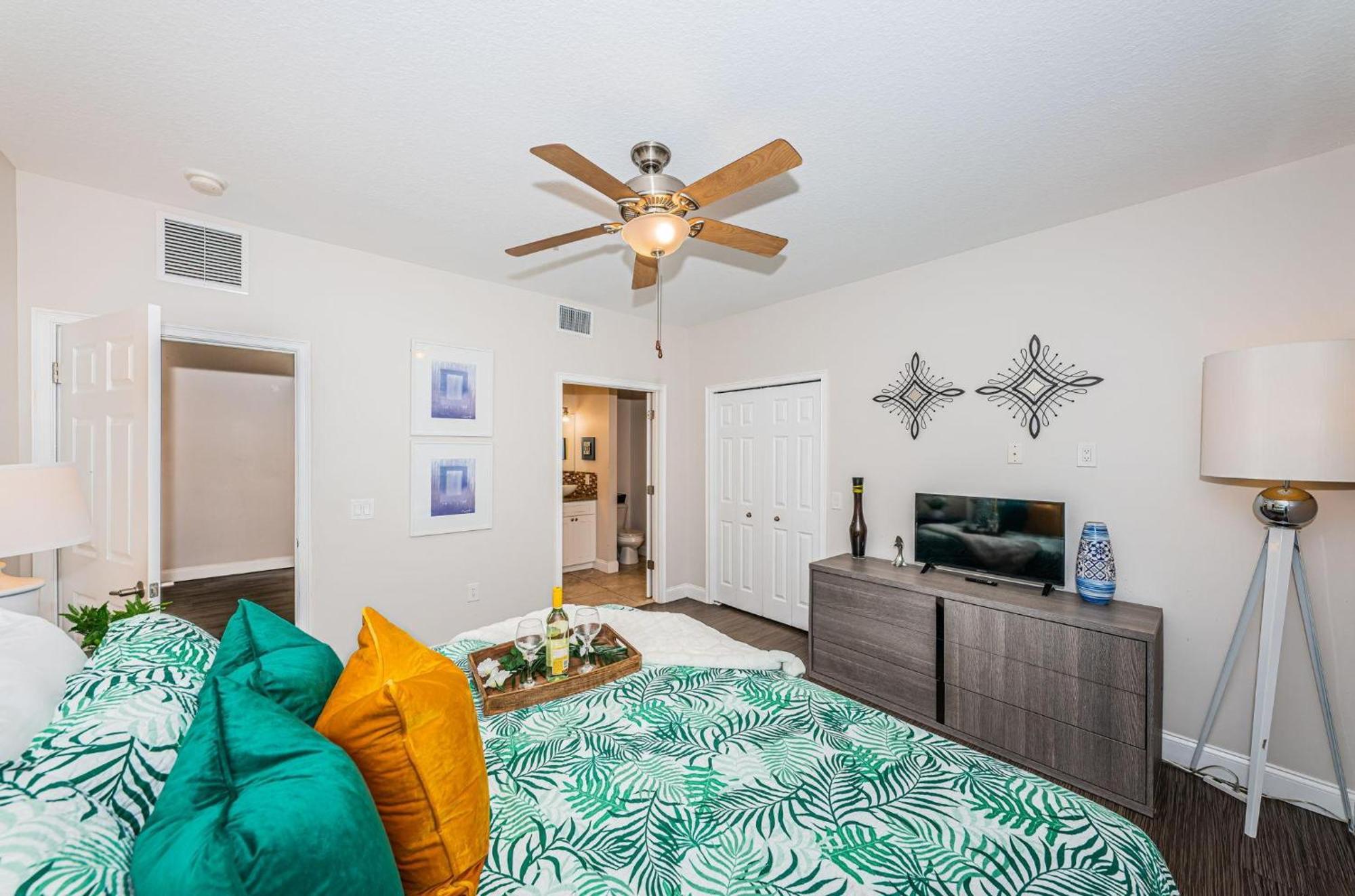 Treasure Trove Black Pearl Holiday home St. Pete Beach