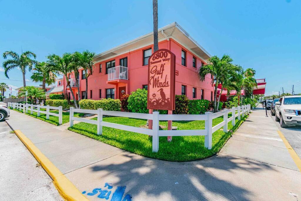 Gorgeous View Balcony With Heated Pool * St. Pete Beach