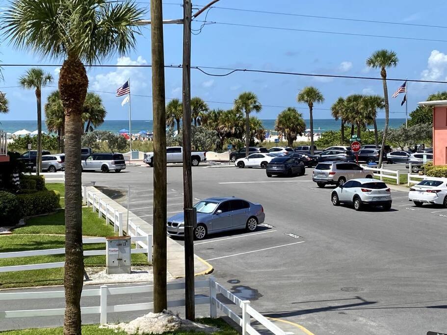 Ocean View Balcony With Heated Pool * St. Pete Beach