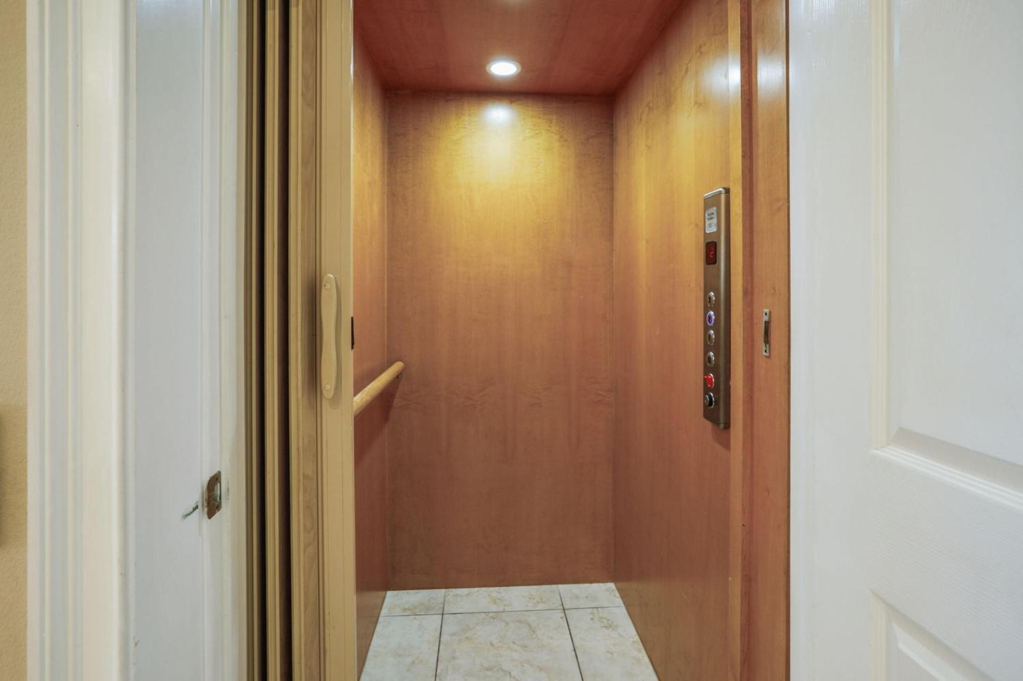 Seaclusion Townhome Holiday home
