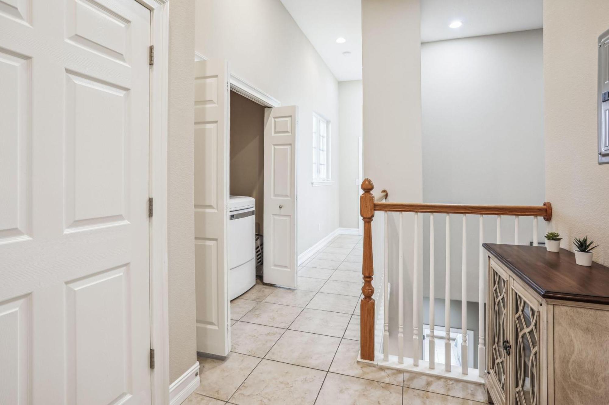 Seaclusion Townhome Holiday home *