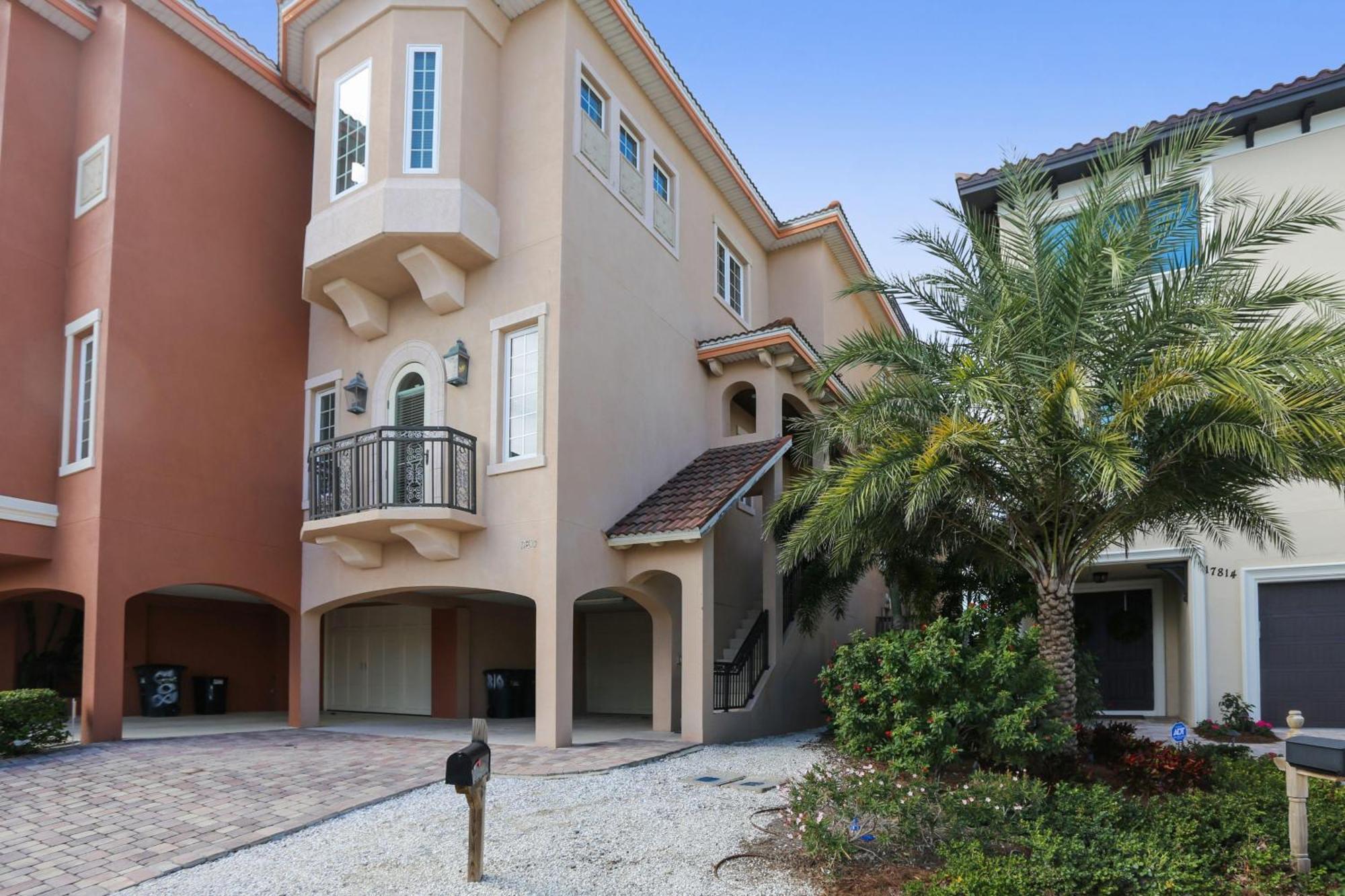 Seaclusion Townhome Holiday home