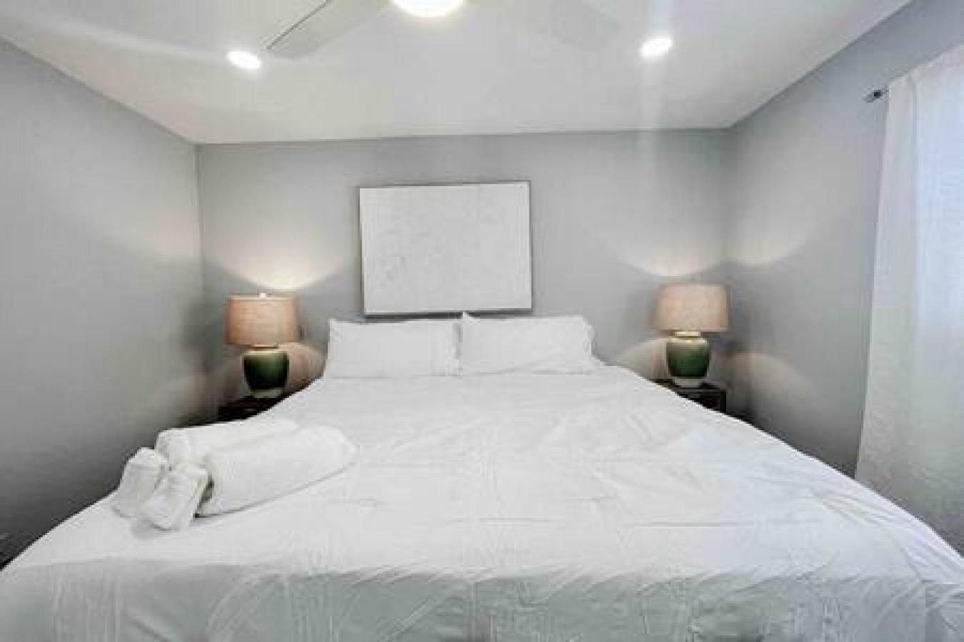 Beautiful Madeira 1 Bed With Boat Dock *
