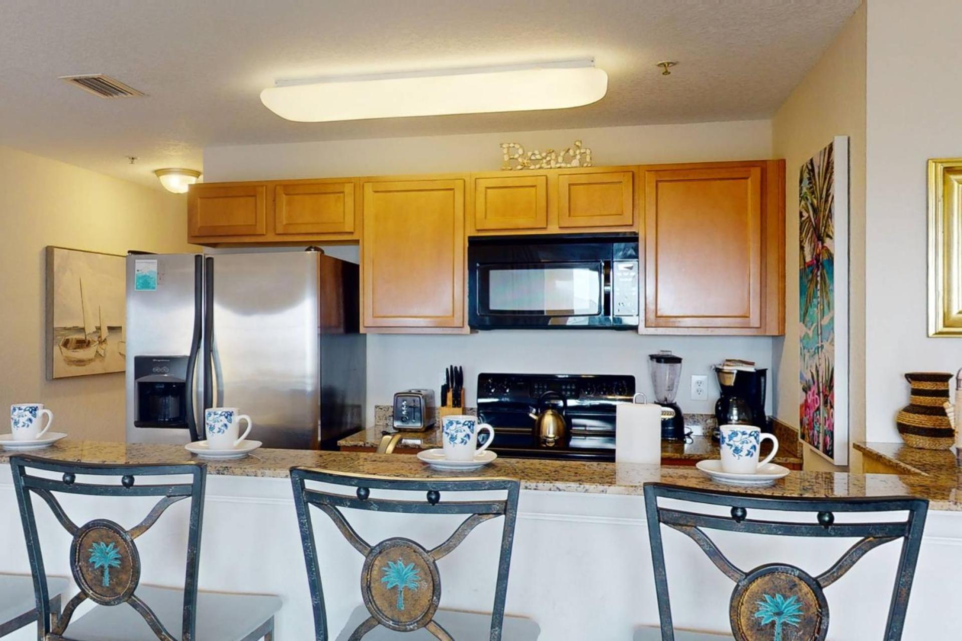 303 Palms Of Treasure Island *