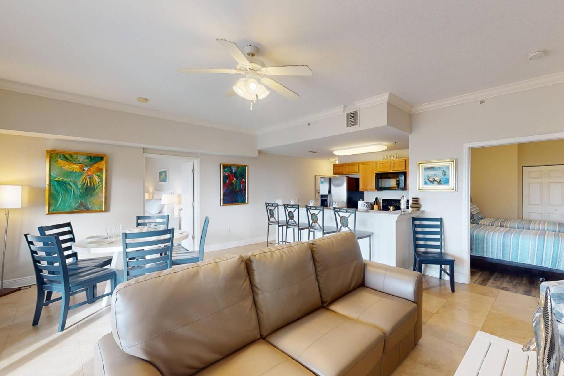303 Palms Of Treasure Island *