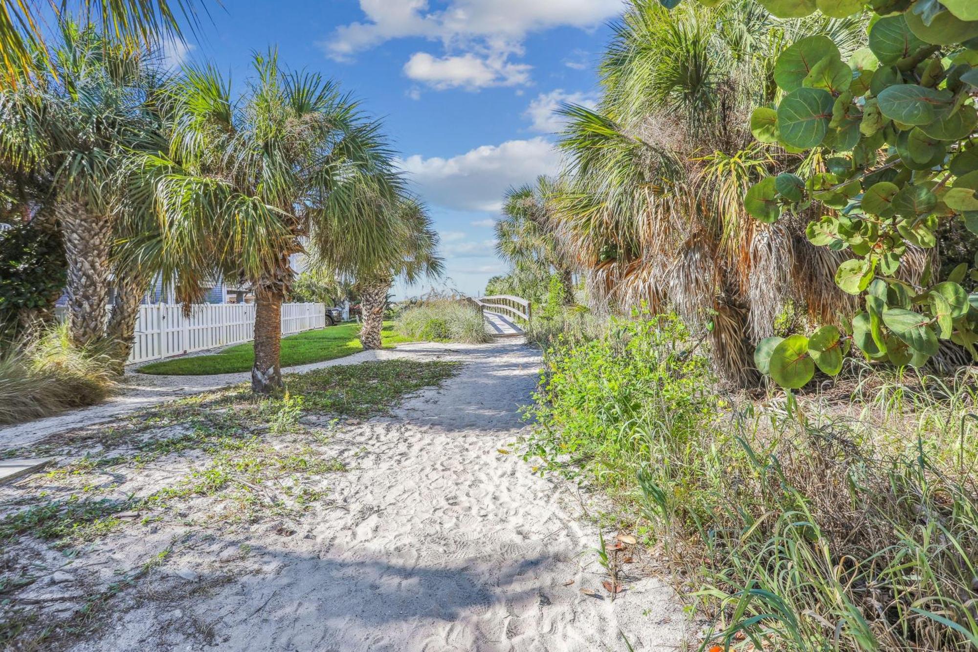 Life 3 * St. Pete Beach