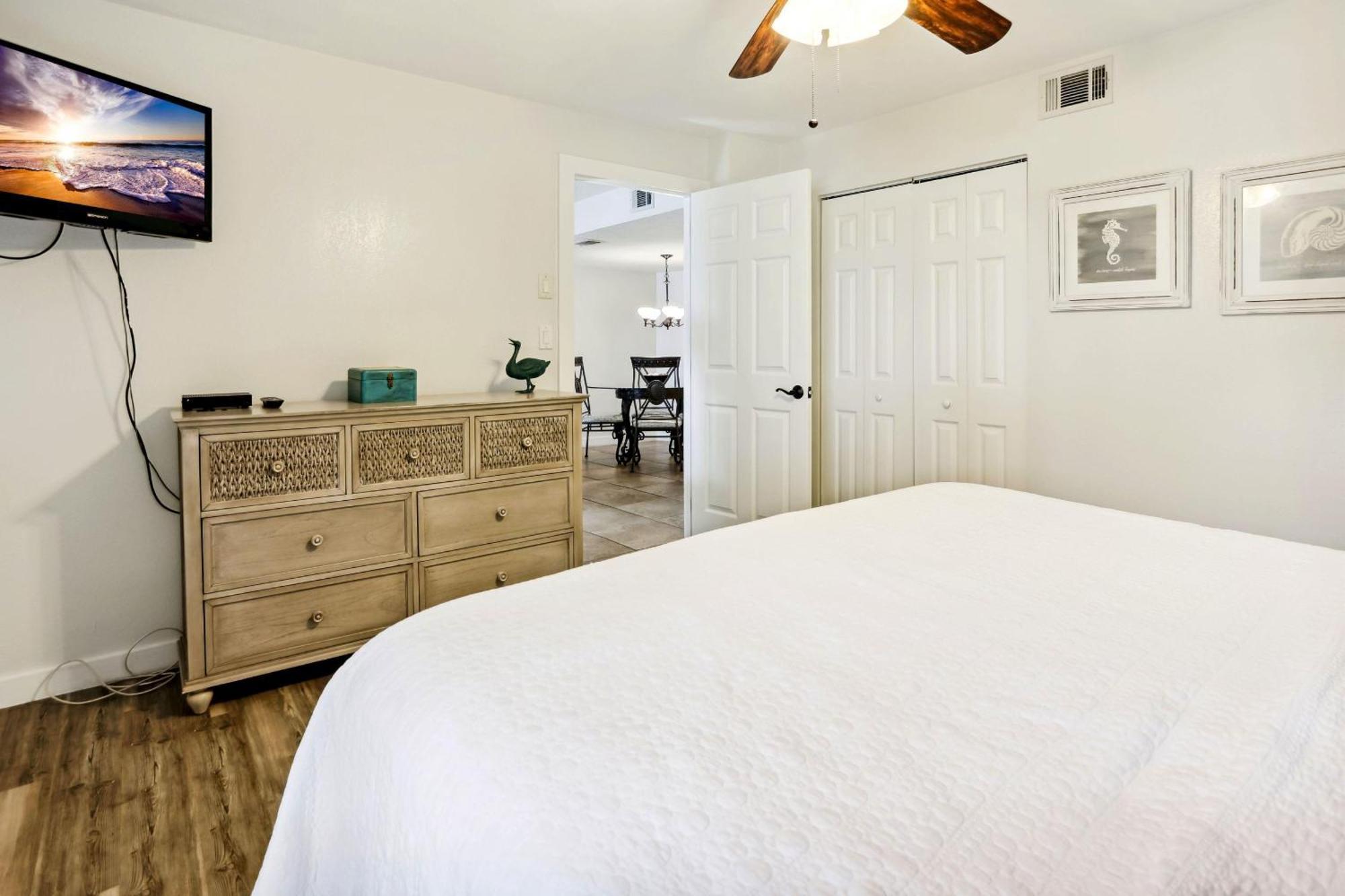 Land's End 1-208 Bay Front - Premier *