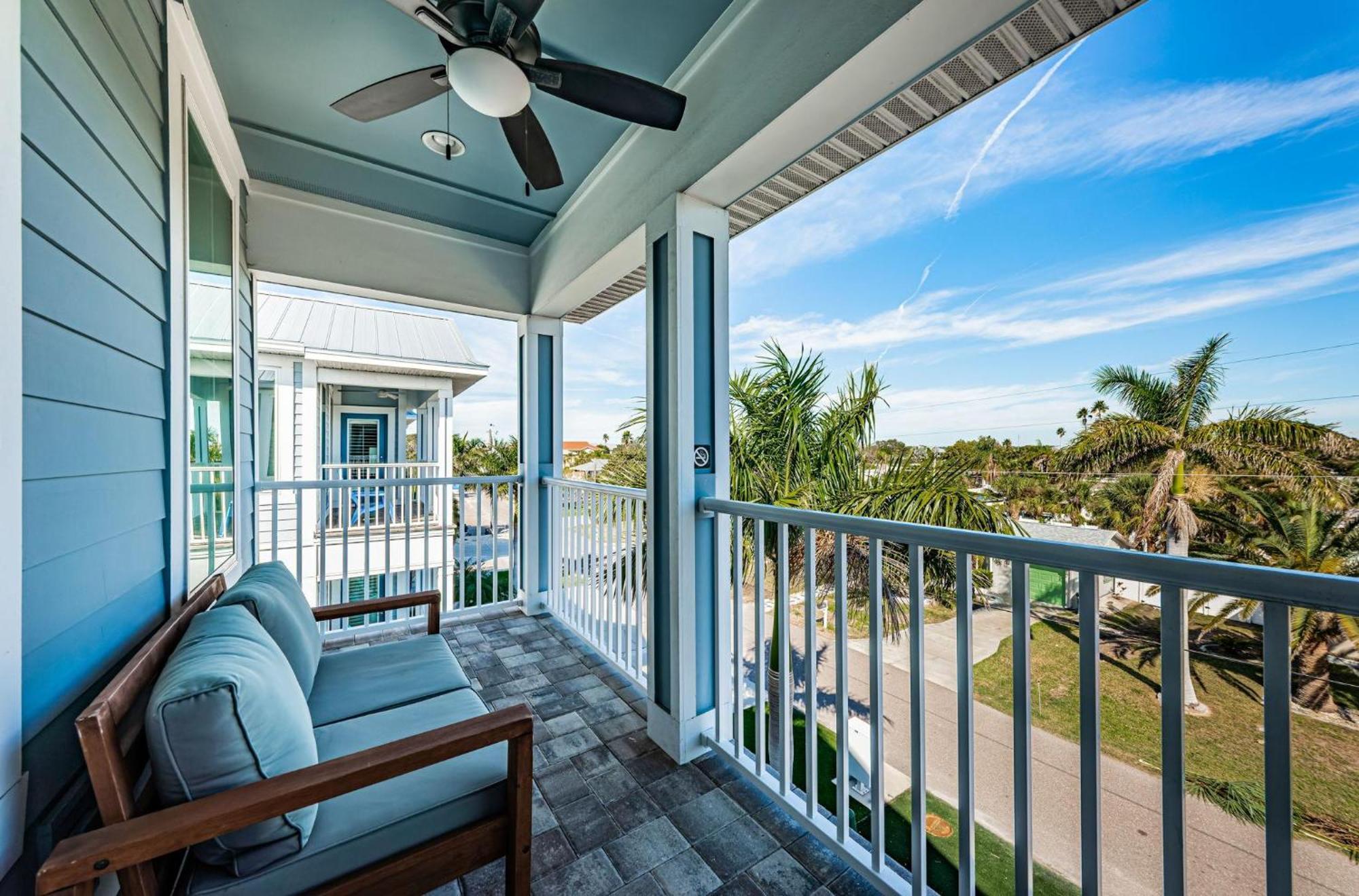 Tropical Treasure * St. Pete Beach