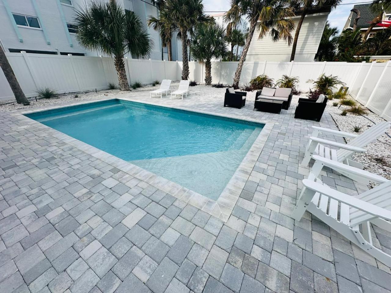 Pass-a-grille St Pete 3-2 Wifi Parking *