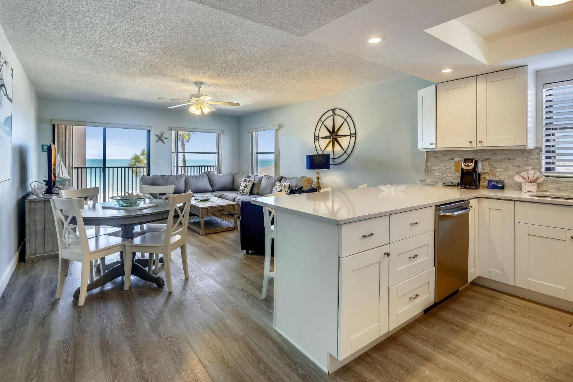 Emerald Isle 204 St. Pete Beach