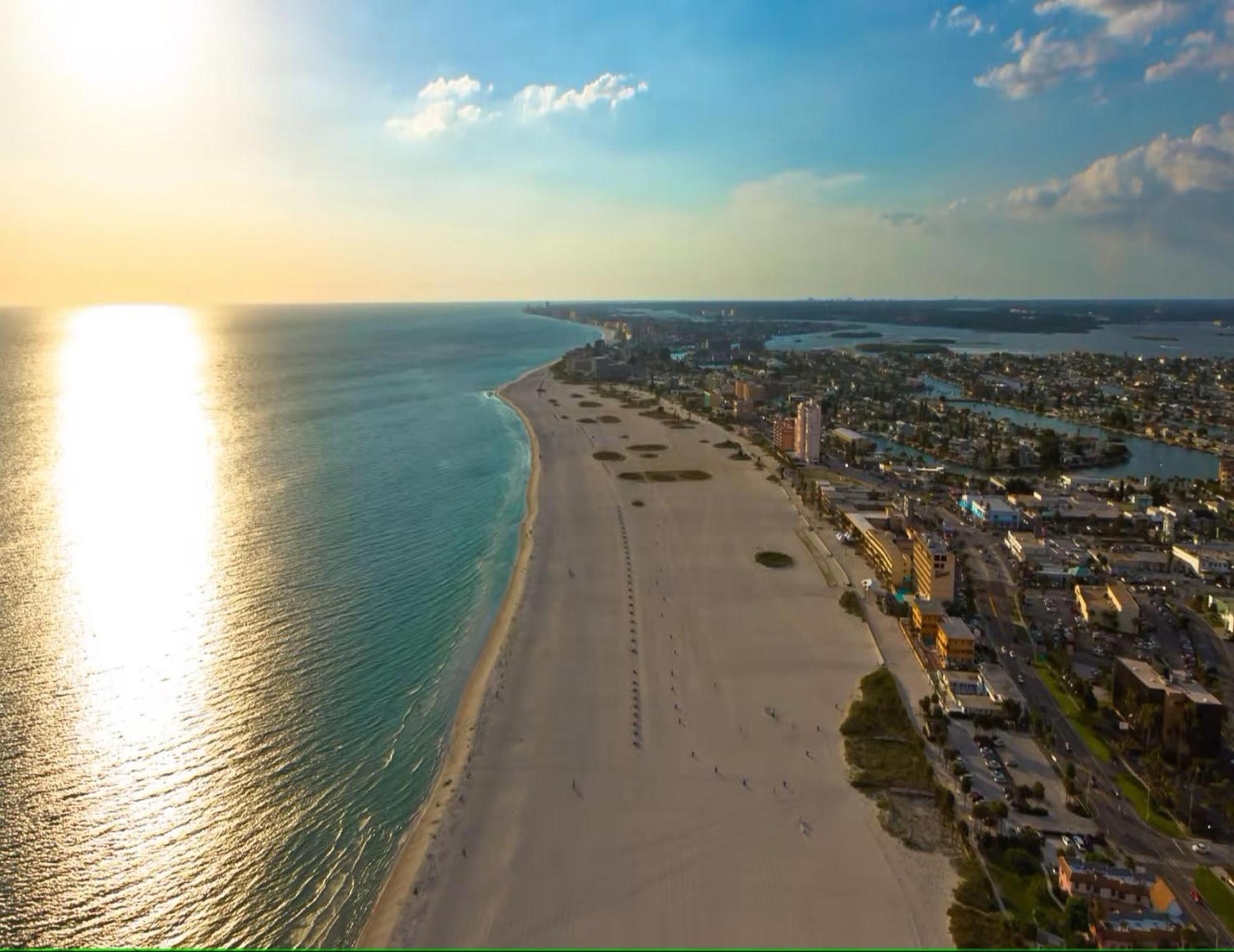 Crystal Palms 207 Apartment St. Pete Beach
