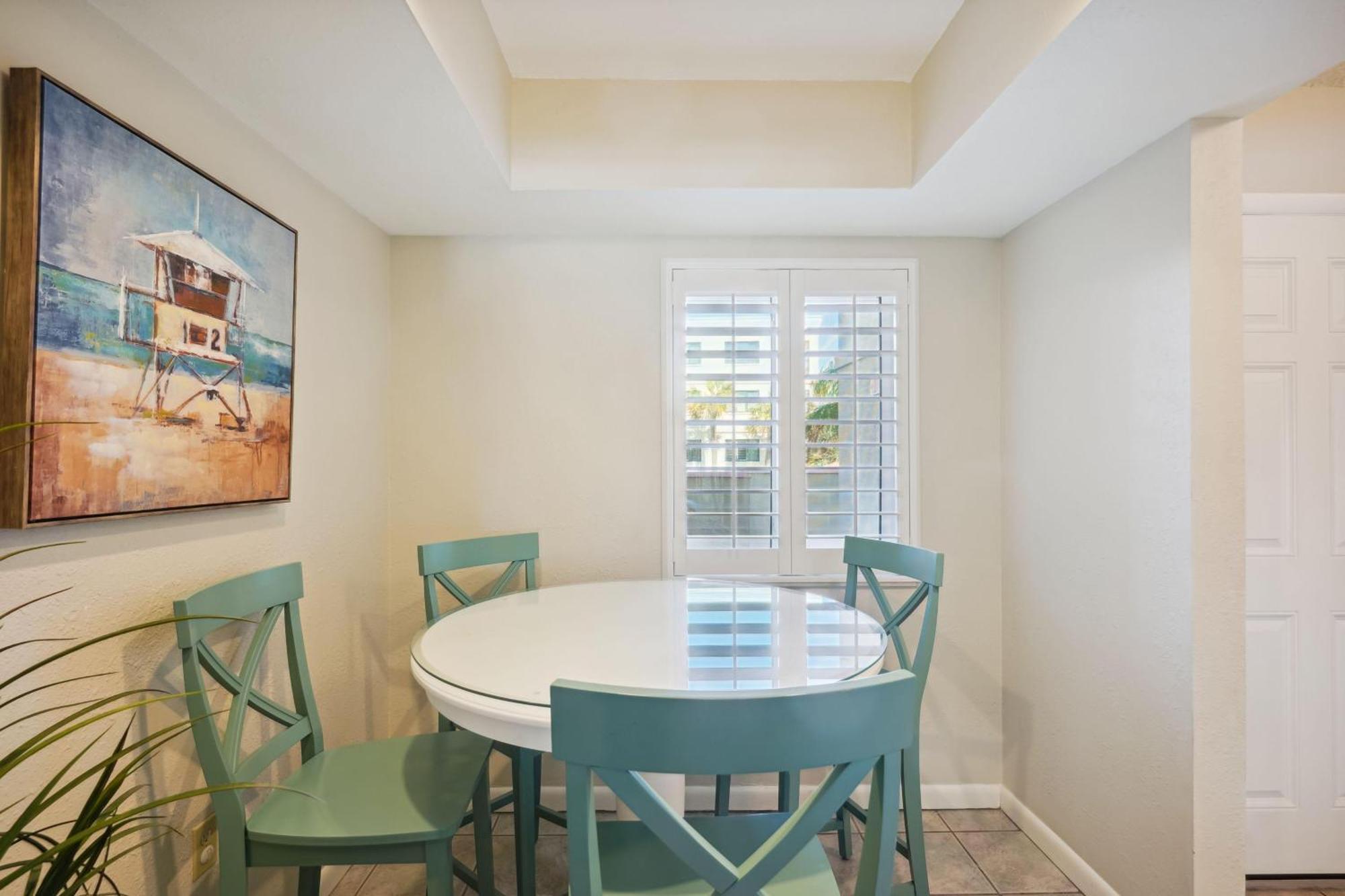 Land's End 5-202 Gulf-bay Front - Premier St. Pete Beach