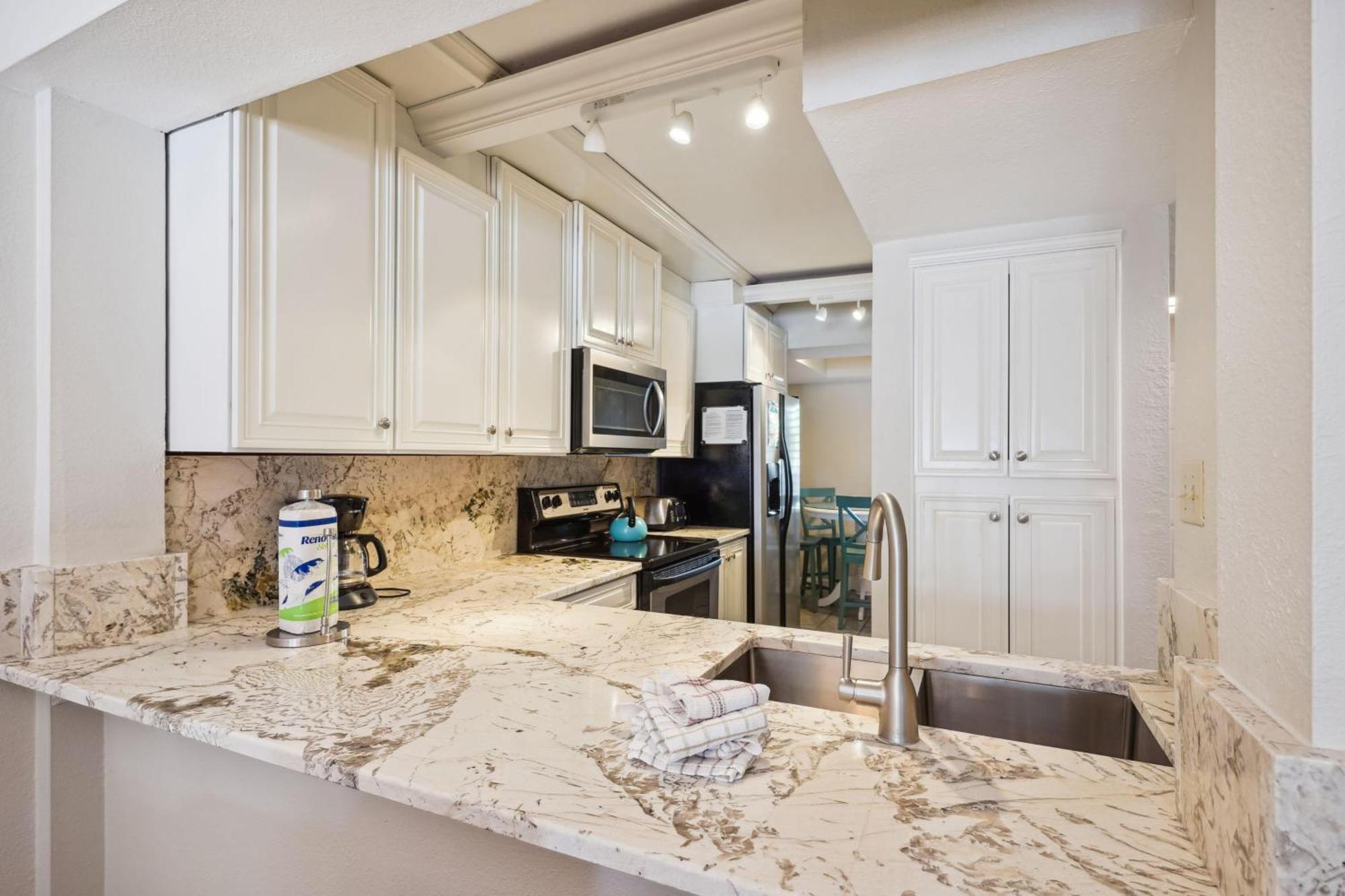 Land's End 5-202 Gulf-bay Front - Premier * St. Pete Beach