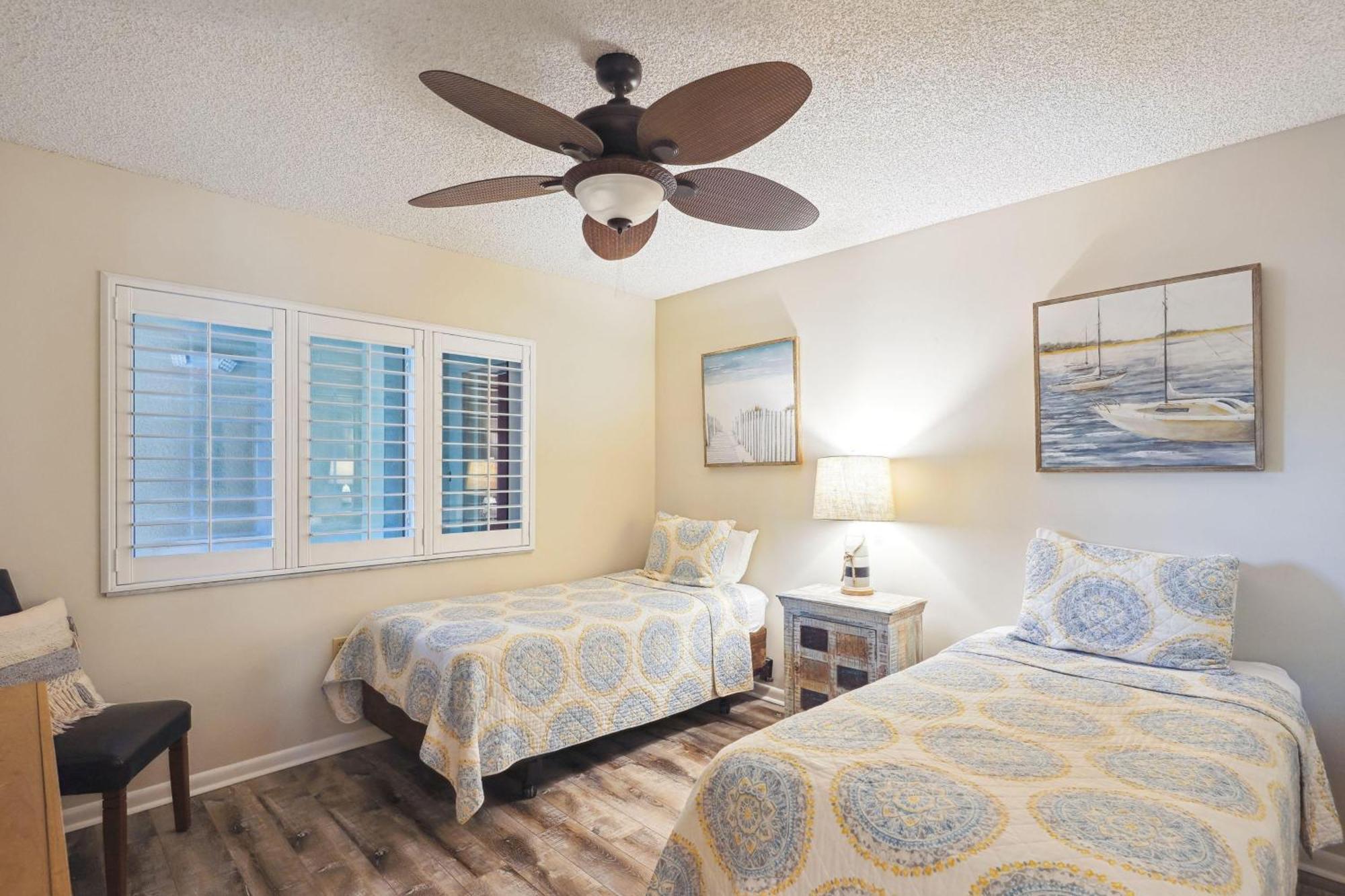 Holiday home Land's End 5-202 Gulf-bay Front - Premier St. Pete Beach