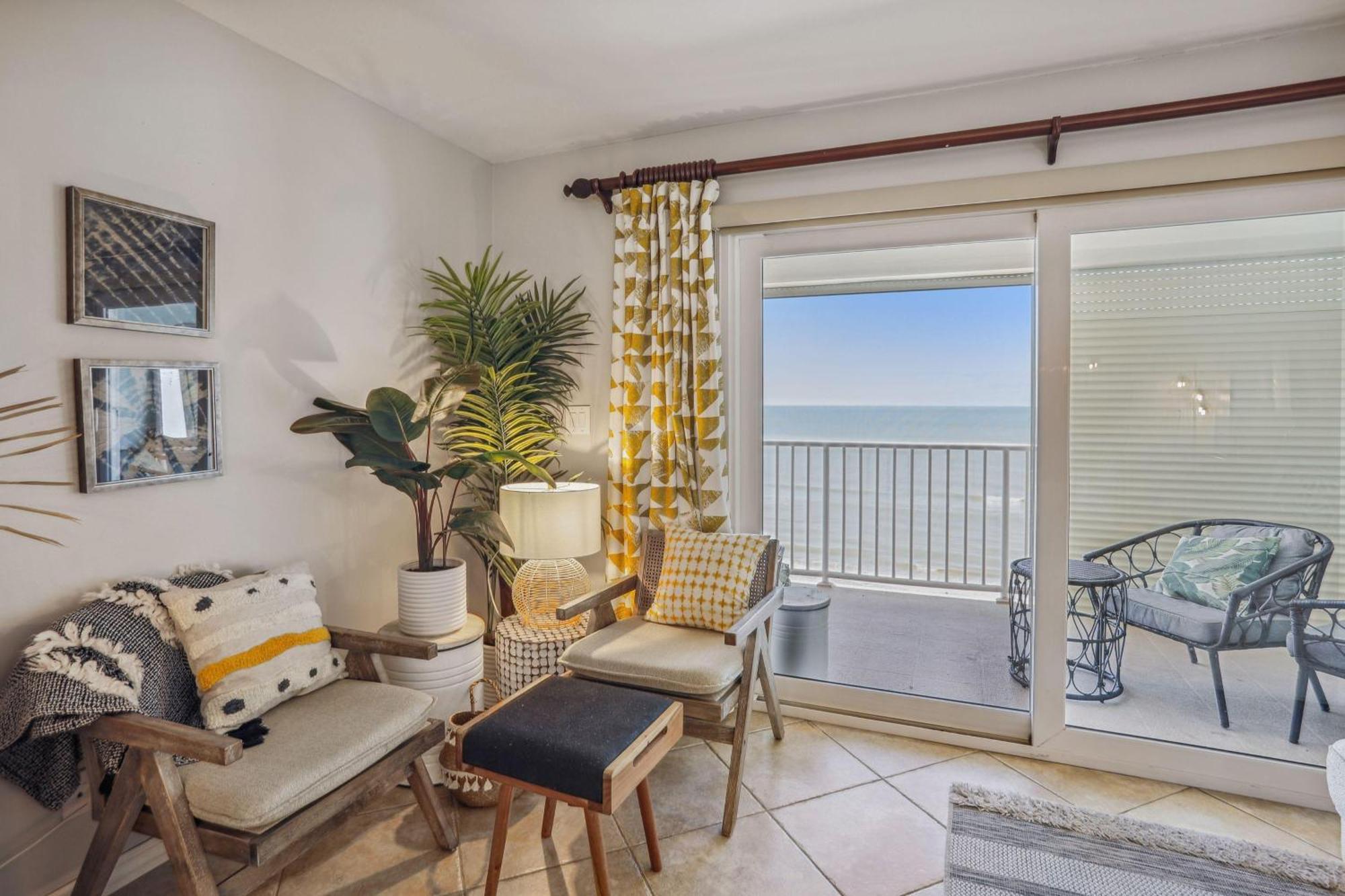 Arena De Madeira 502- Premier Holiday home *