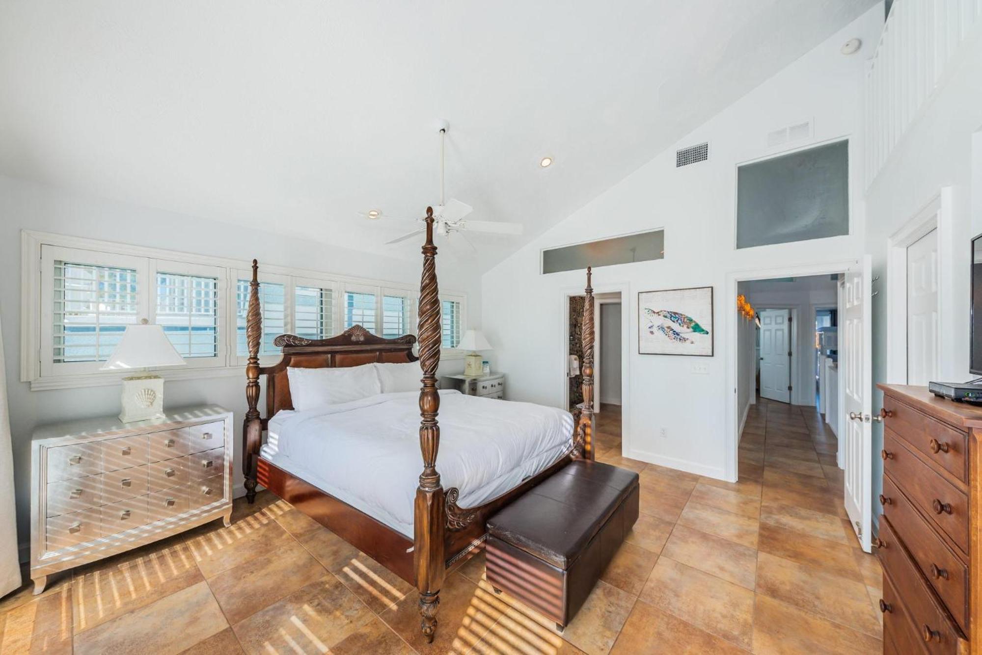 Turtleback House St. Pete Beach