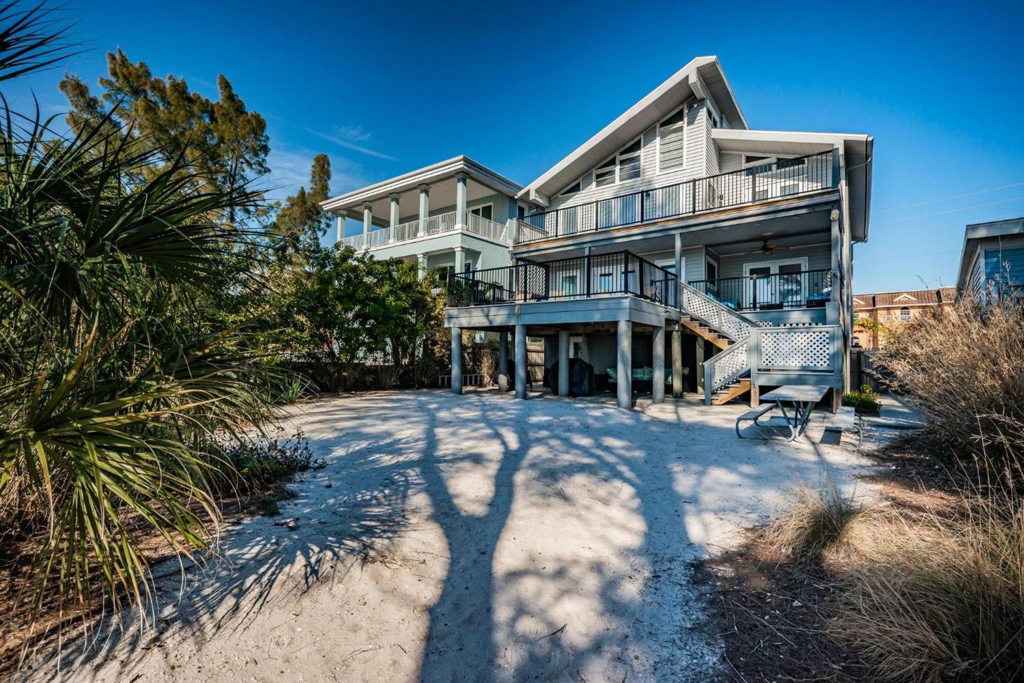 Turtleback House * St. Pete Beach