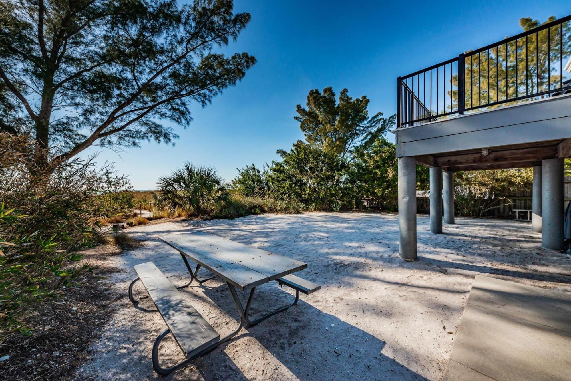 Turtleback House * St. Pete Beach