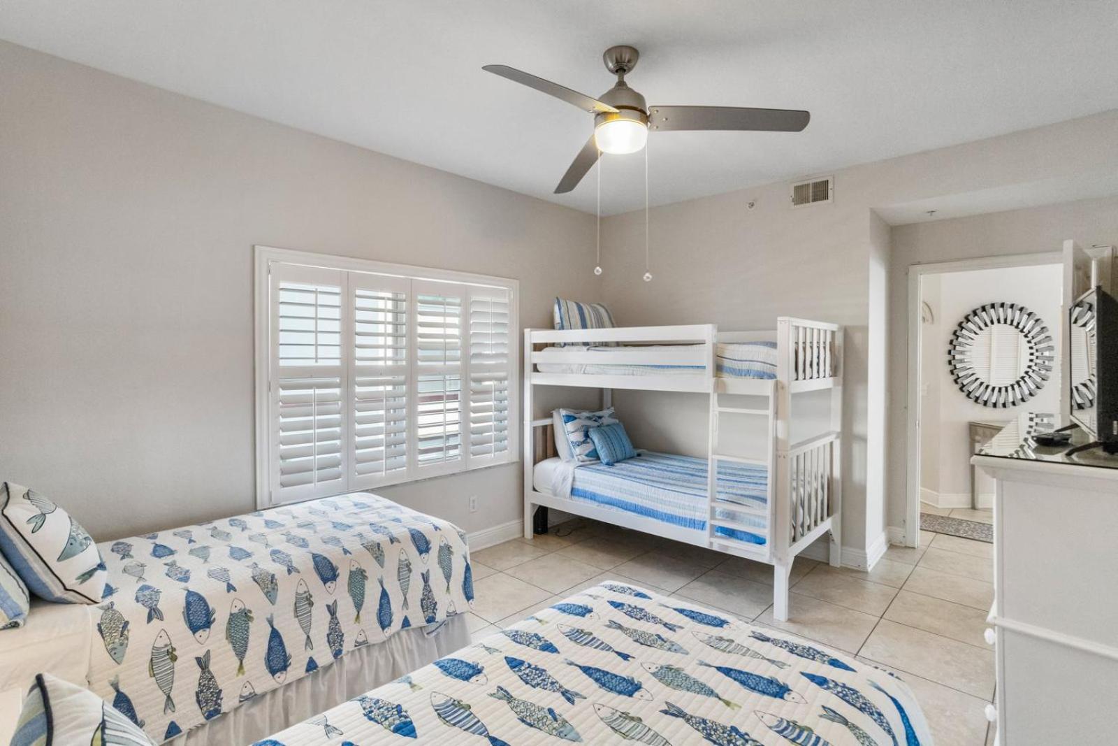 203 Crimson Holiday home