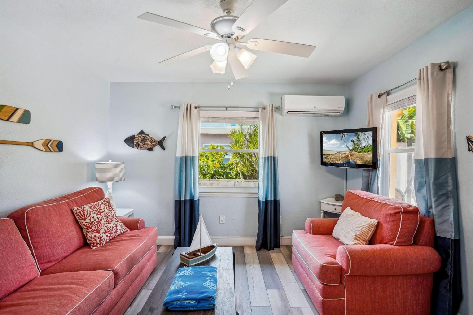 Upham - #10 1br Apartment *