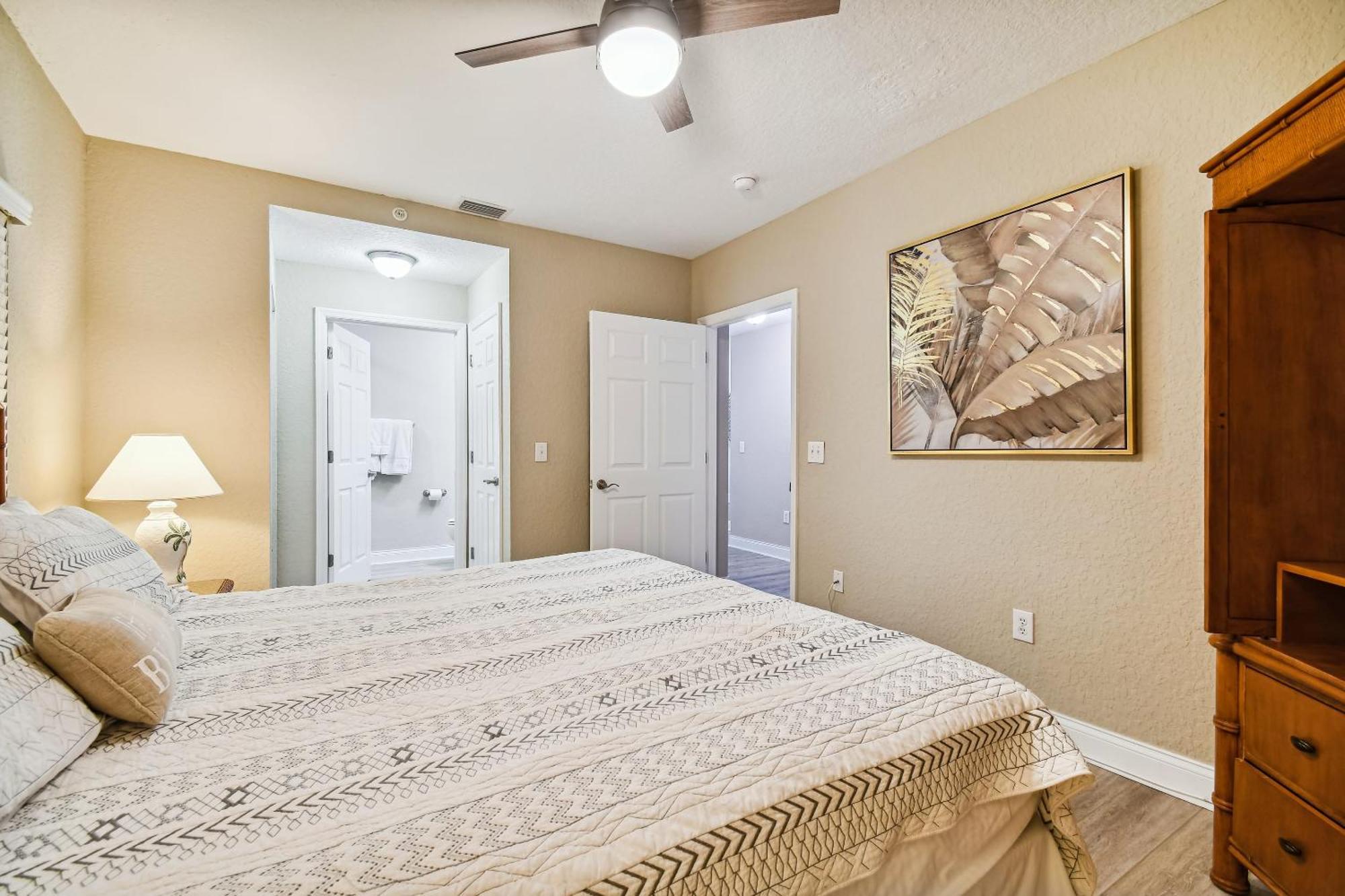 Apartment Treasure Island Retreat *