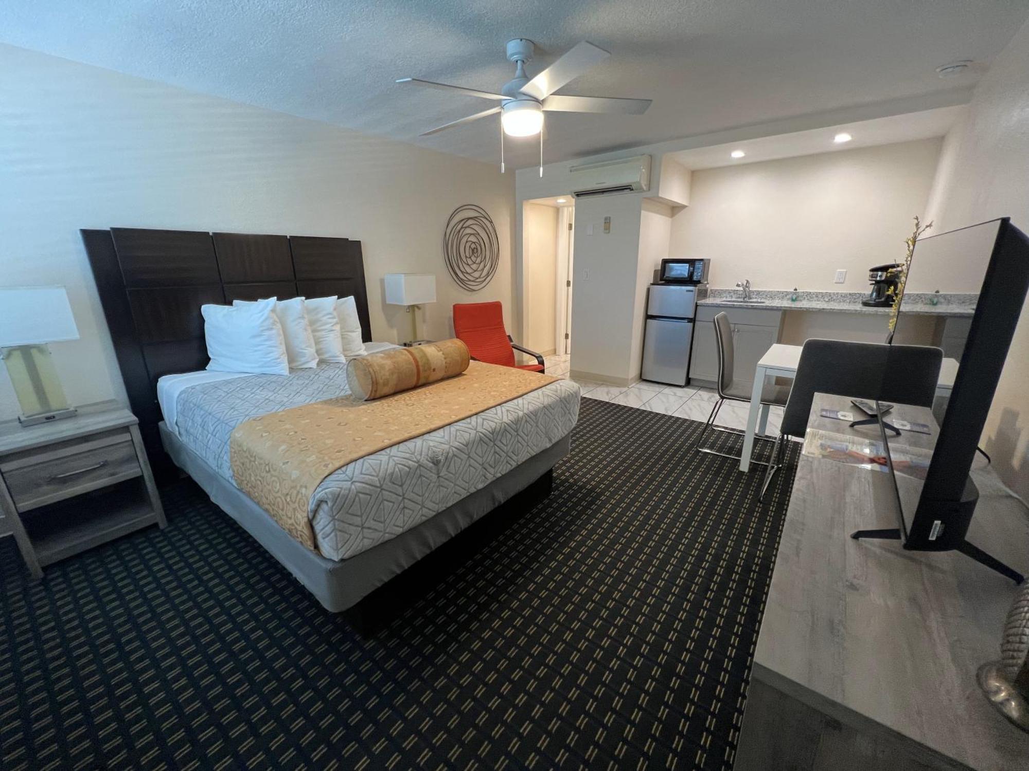 Motel Beachside 2*