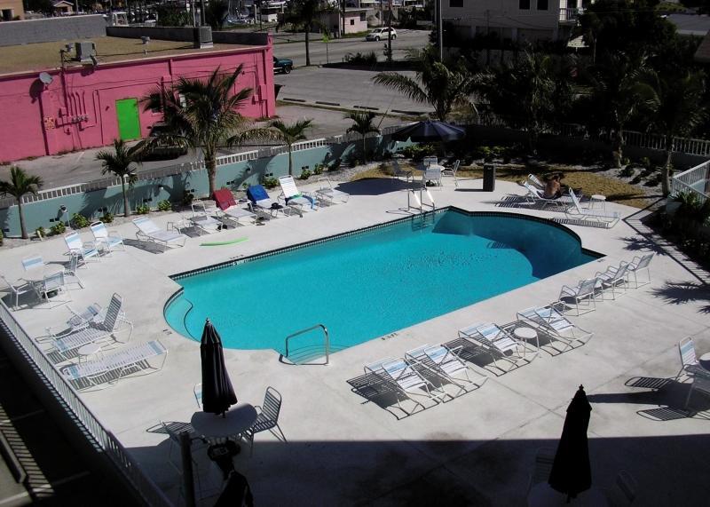 Barefoot Club 3*