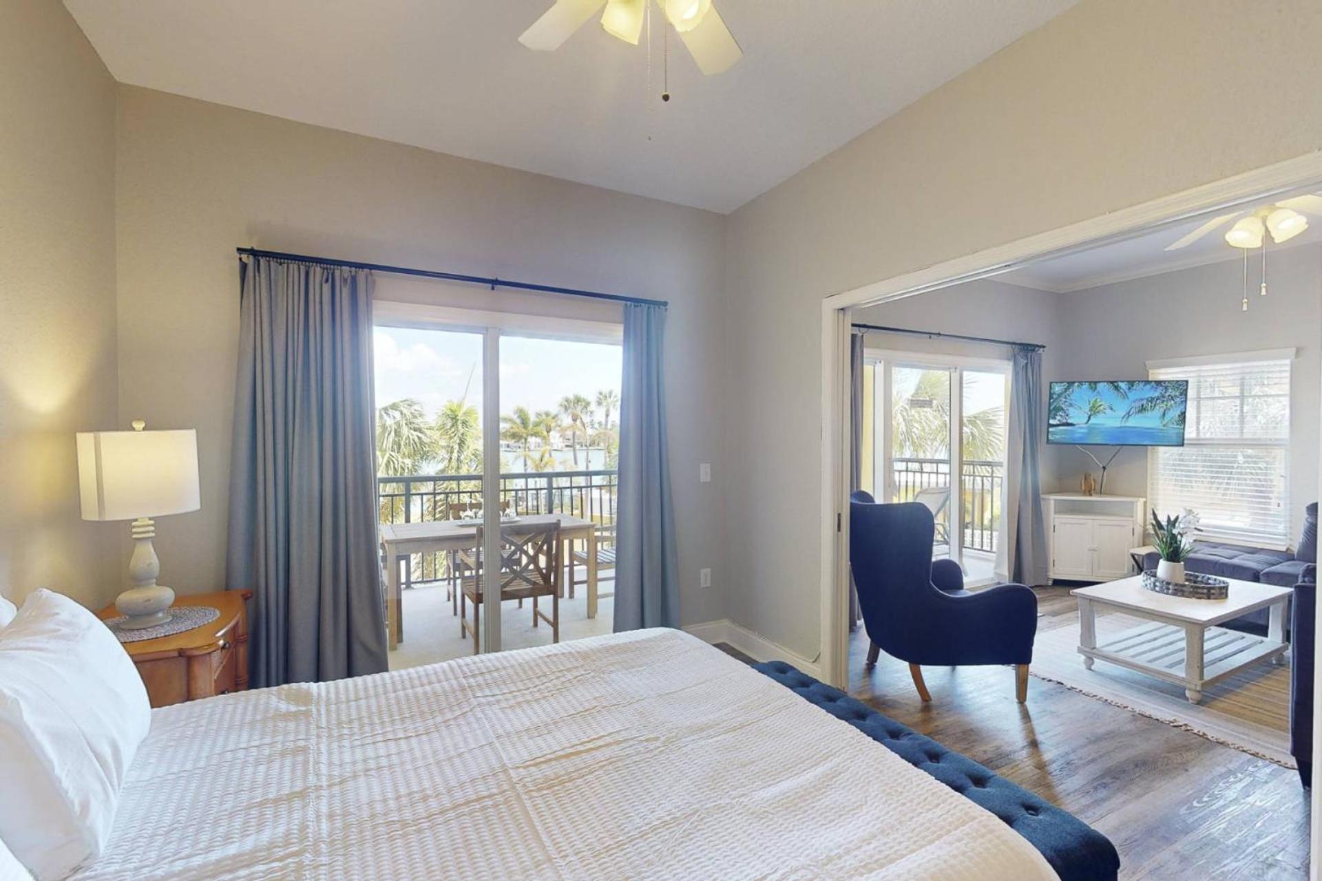 Holiday home 107 - Palms Of Treasure Island *