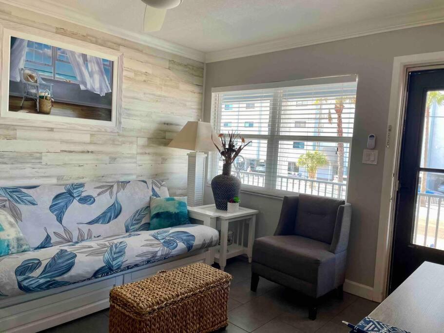 Apartment Harbor House At The 1b/1b St. Pete Beach