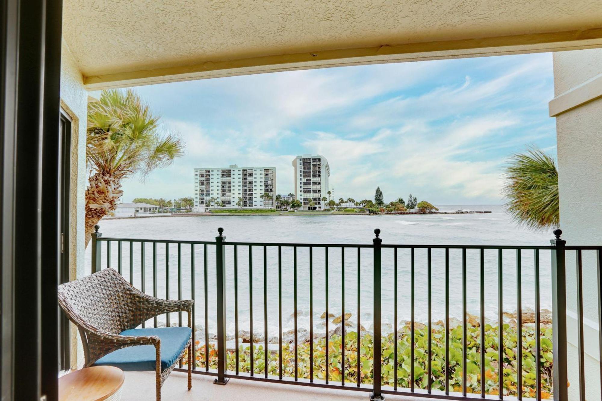 Land's End 5-203 Gulf-bay Front - Premier Holiday home *
