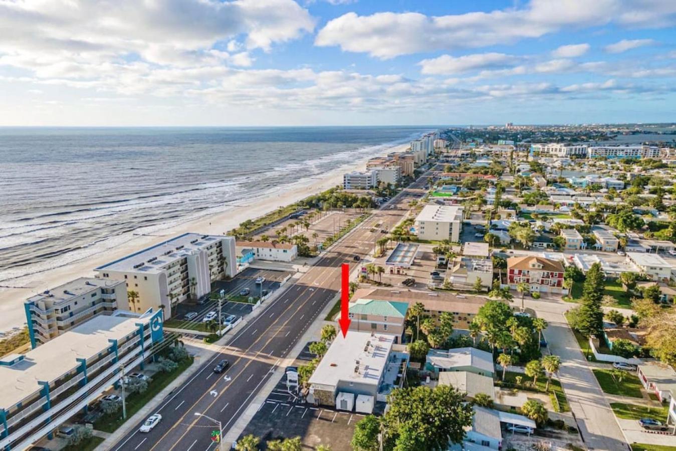 Sunset At Madeira Beach! Pet Friendly Getaway!- 1 Apartment