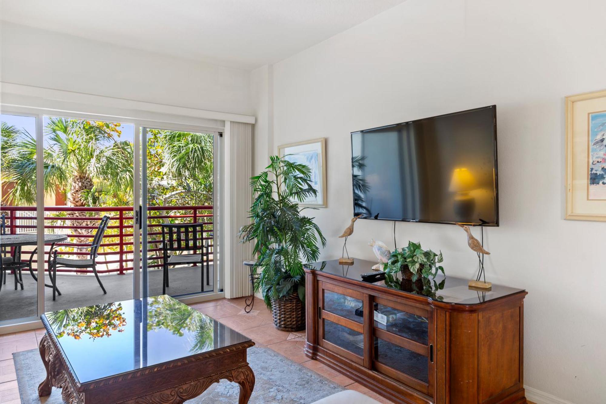 Holiday home 105 Crimson St. Pete Beach